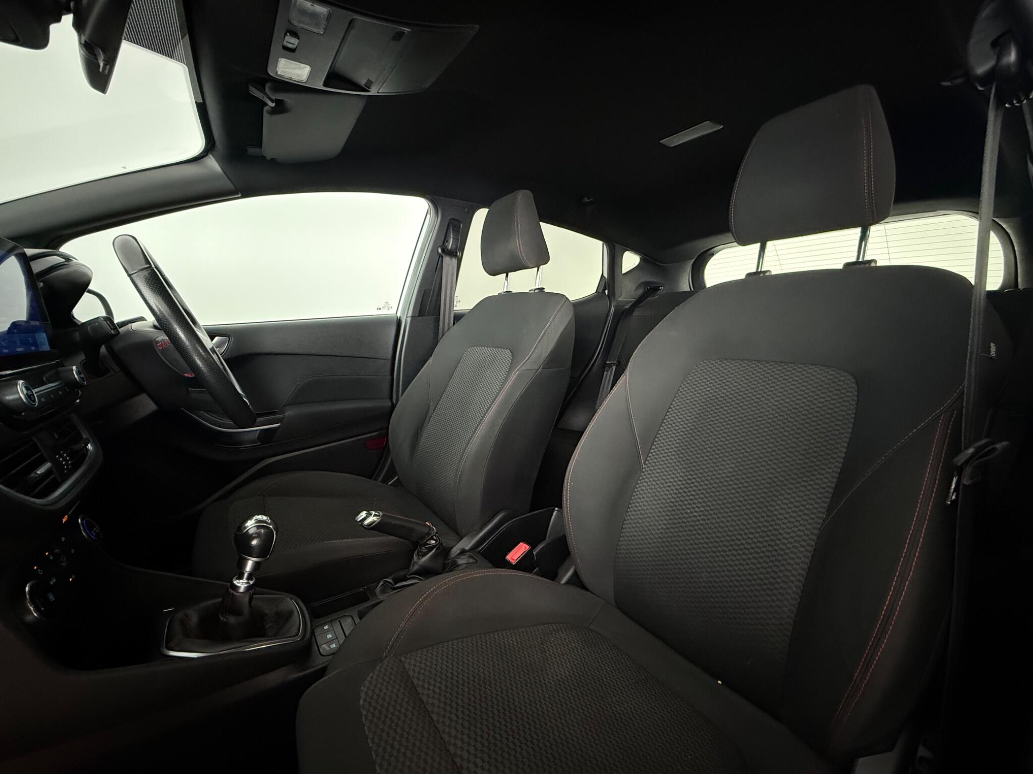 Ford Fiesta view 29