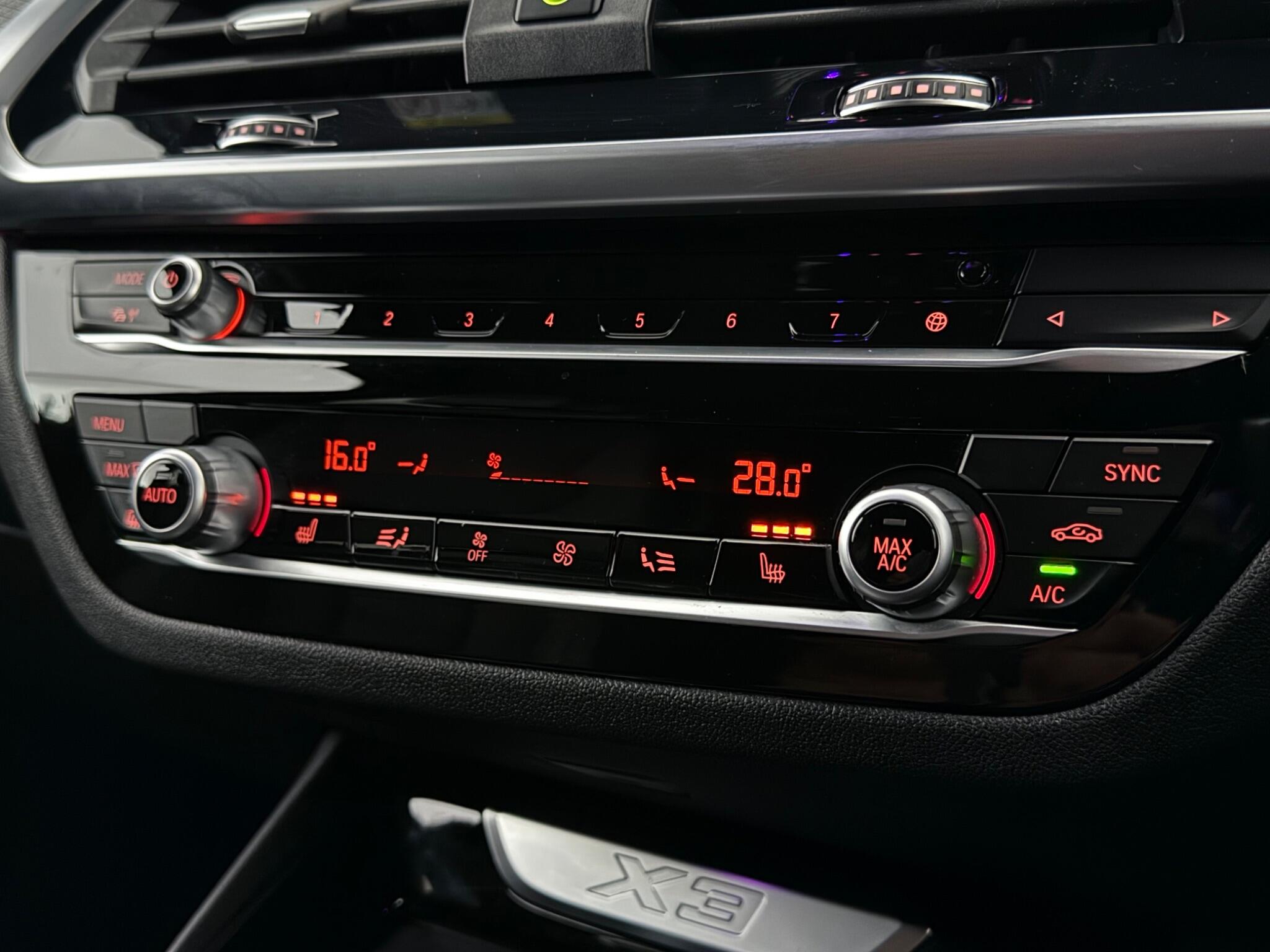 BMW X3 view 26