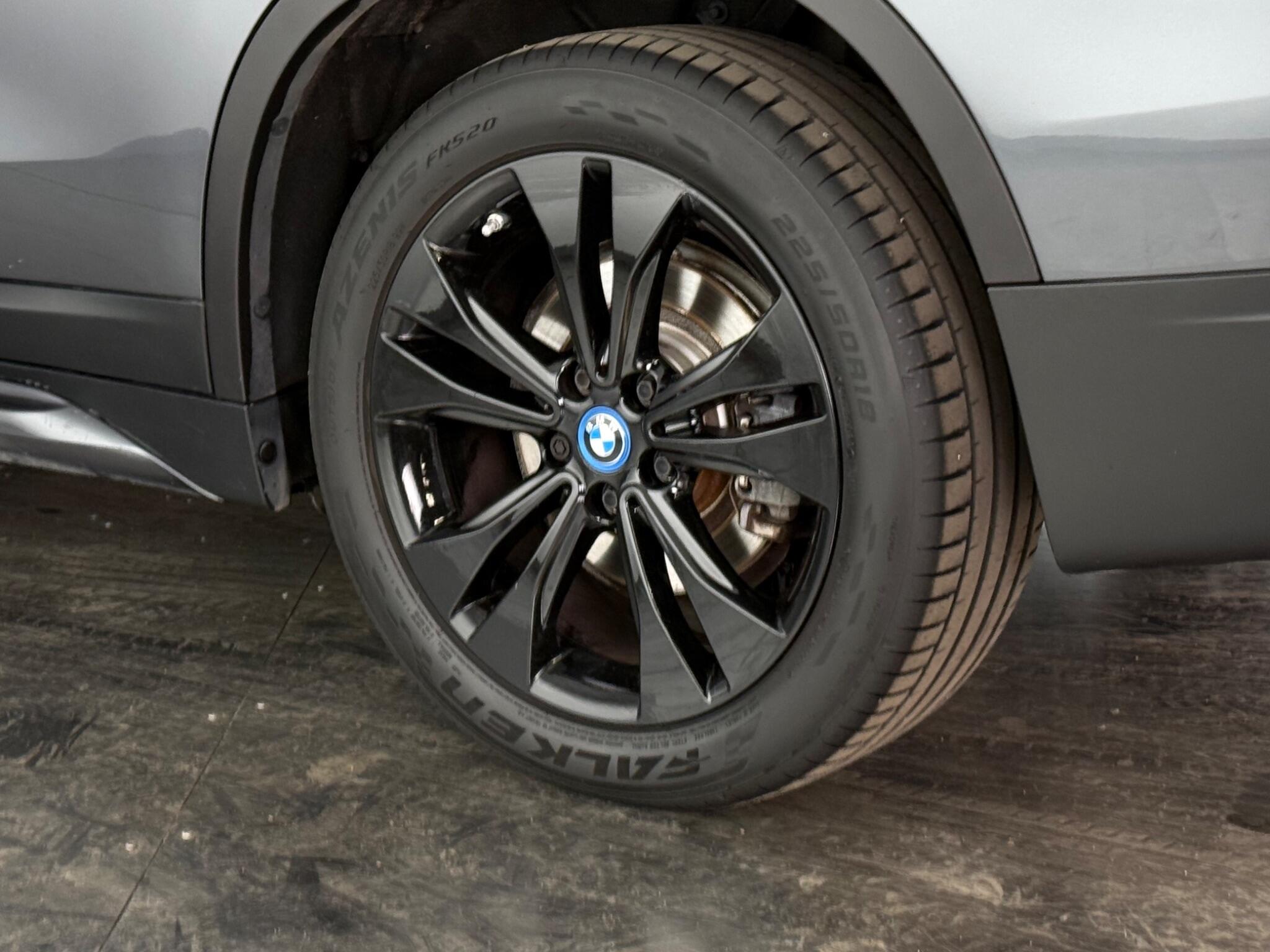 BMW X1 view 11