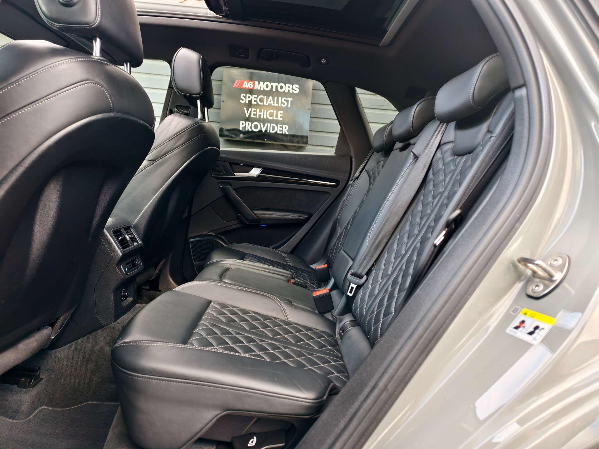Audi SQ5 view 27