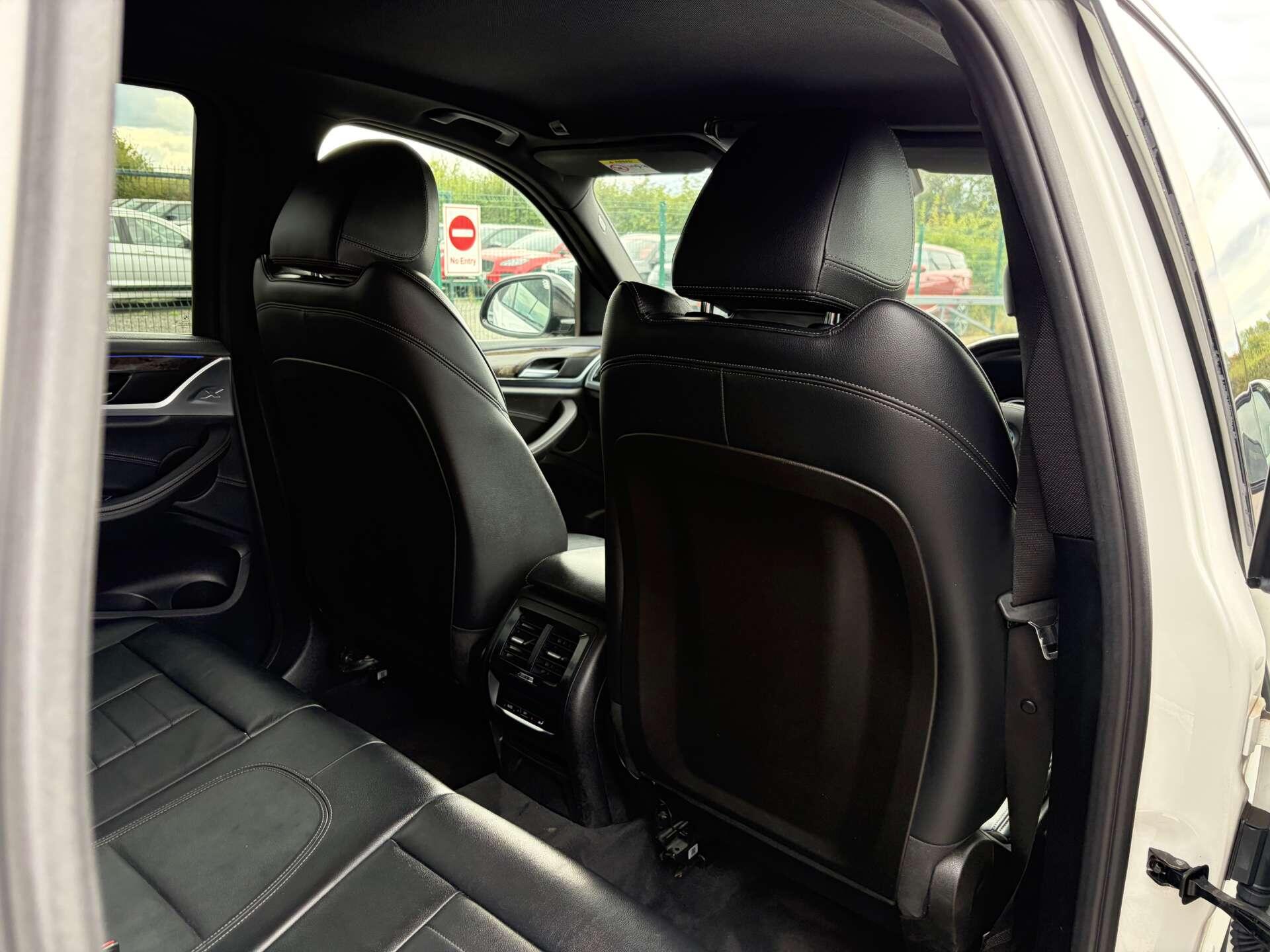 BMW X3 view 30