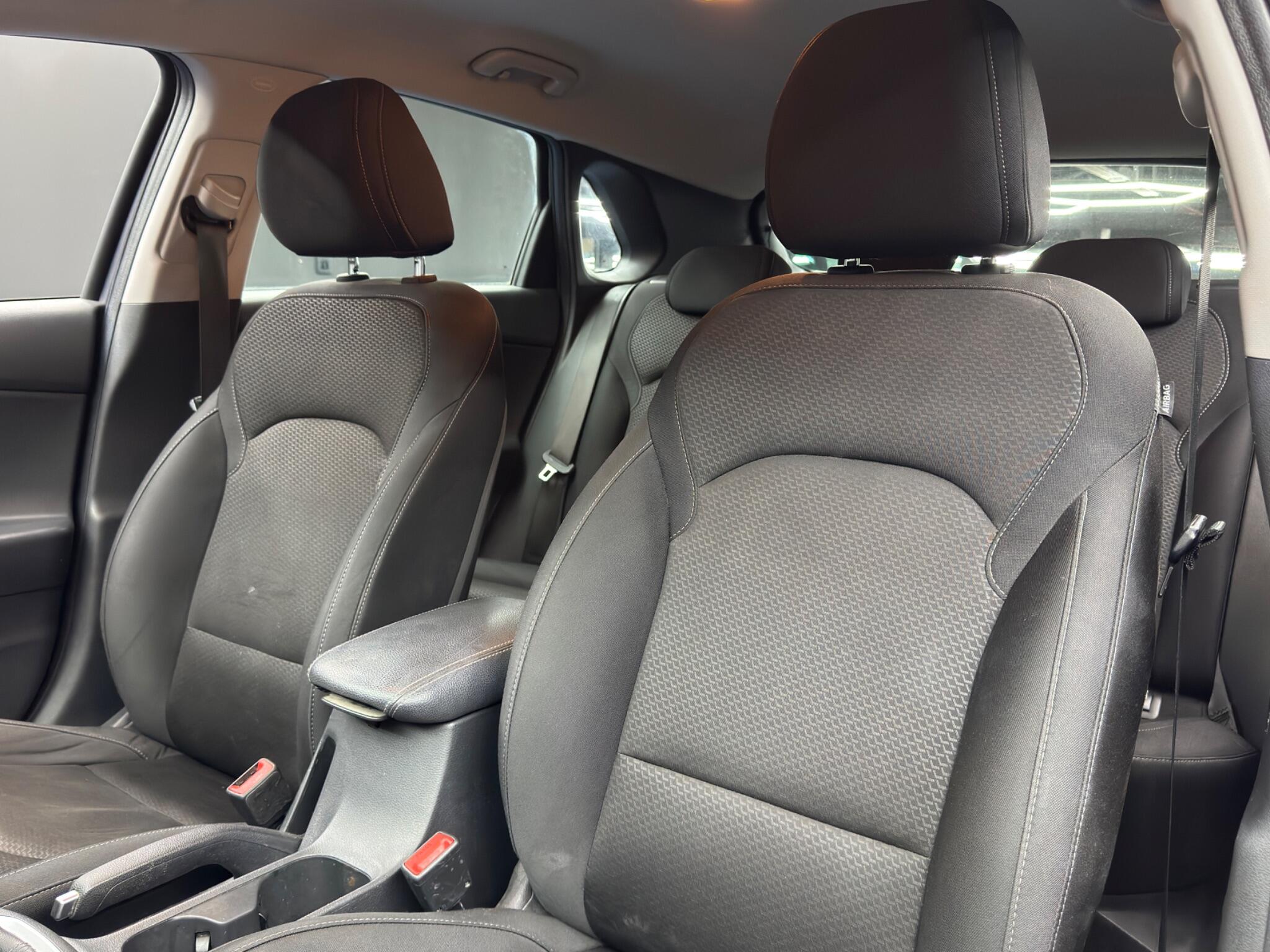 Hyundai i30 view 13