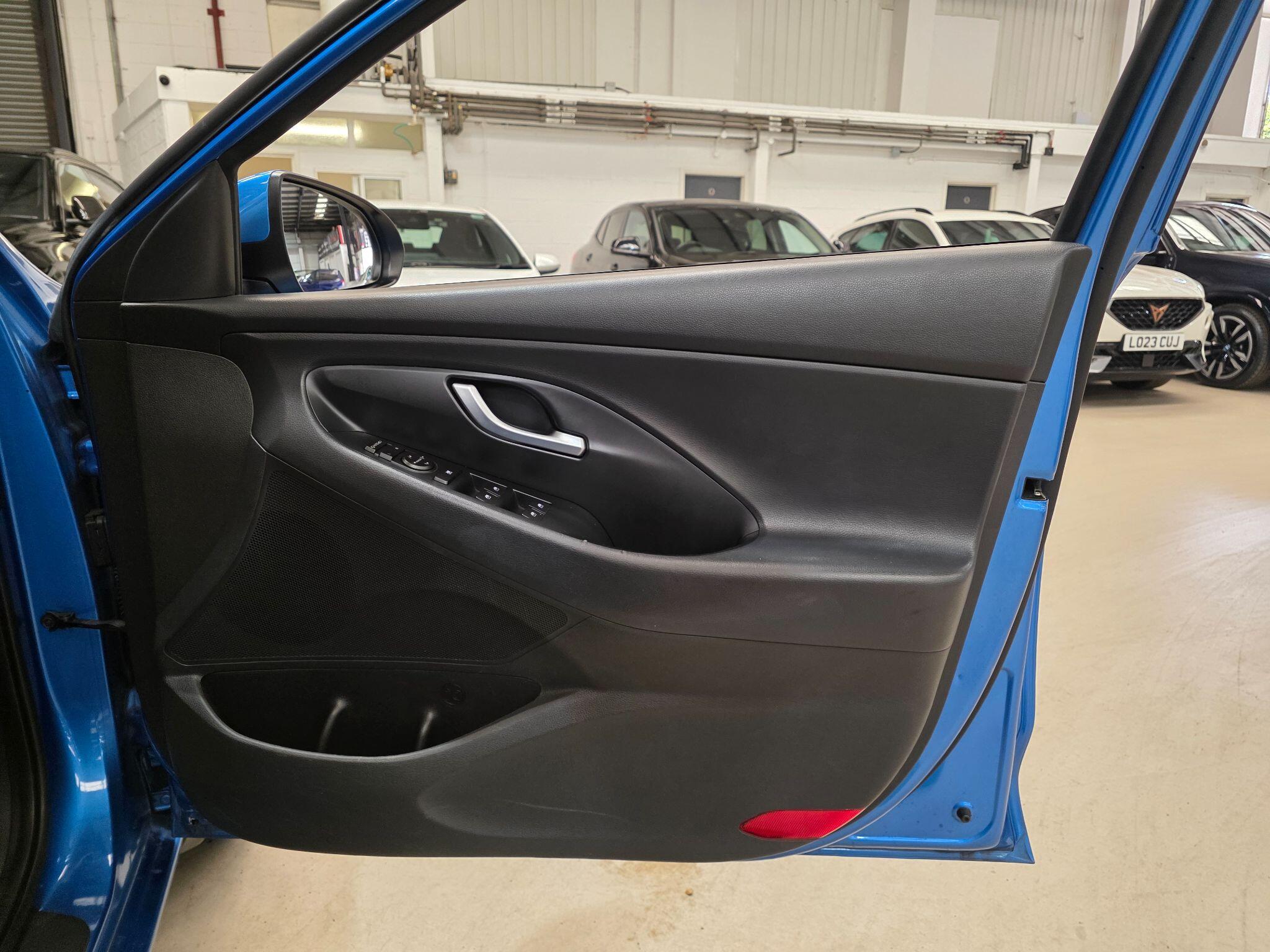 Hyundai i30 view 13