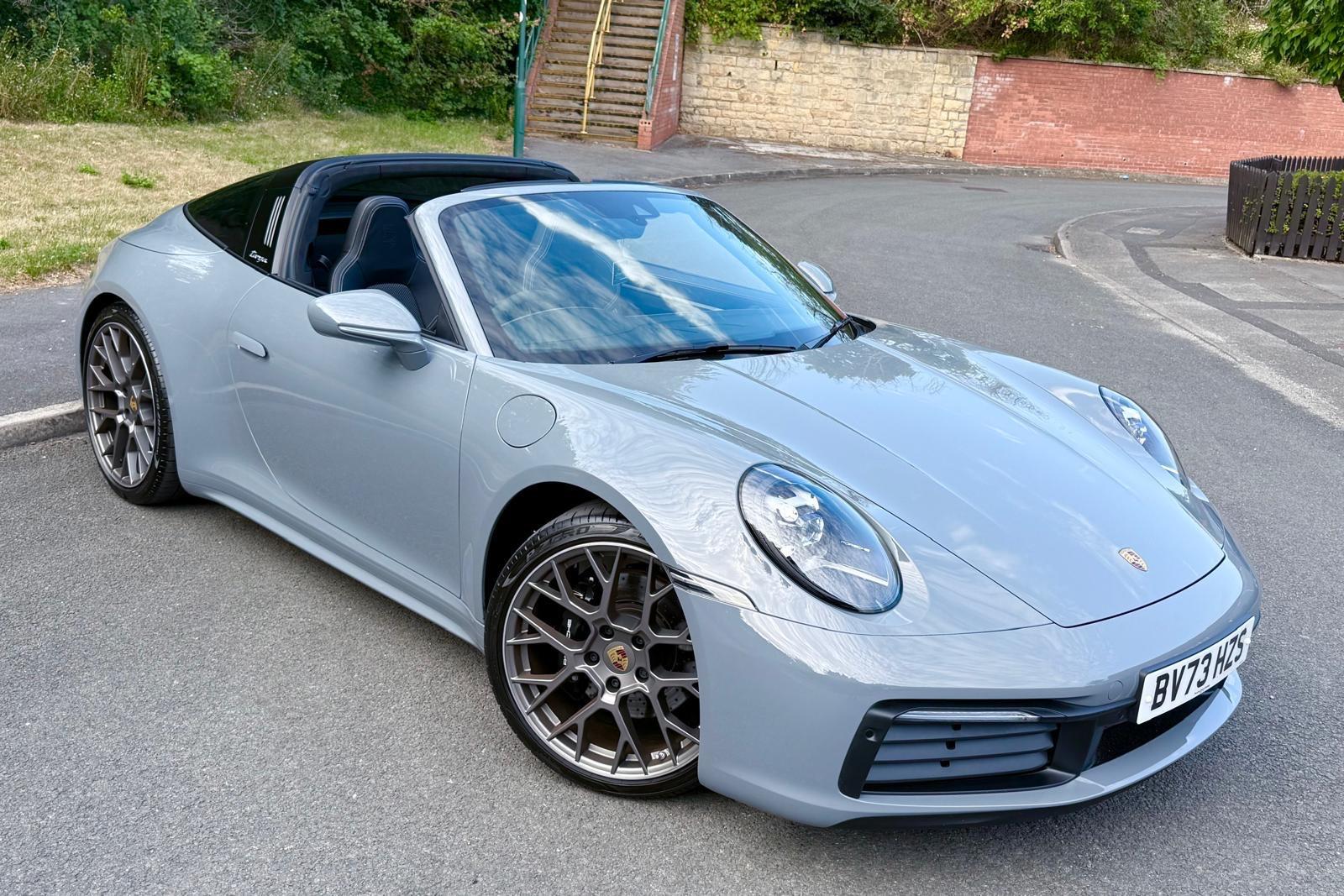 Porsche 911 view 52