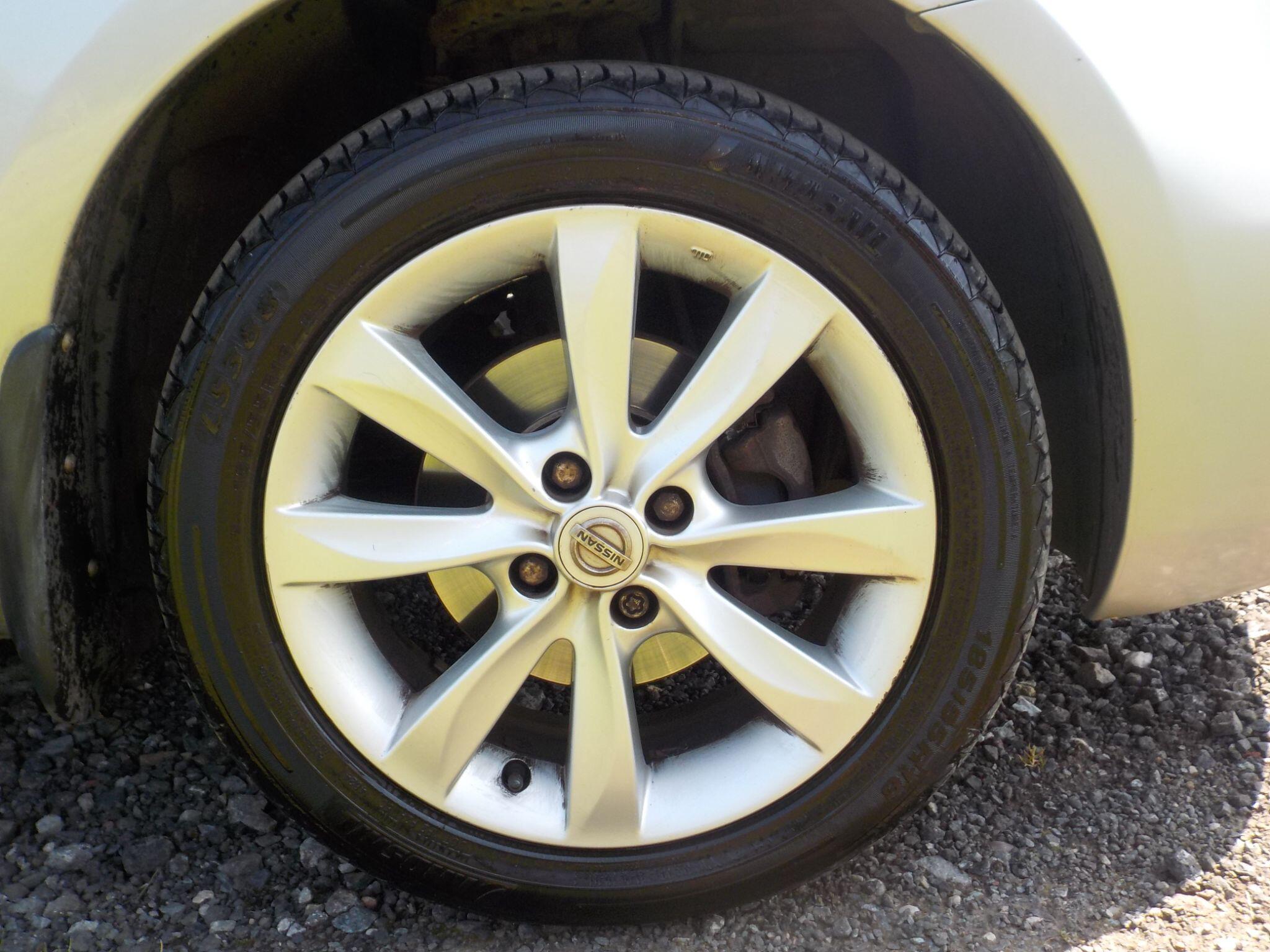 Nissan Note 1.6 16V Tekna Auto Euro 4 5dr