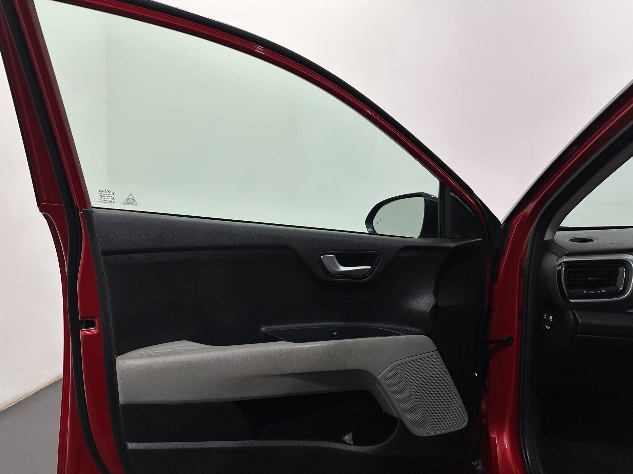 Kia Stonic view 35