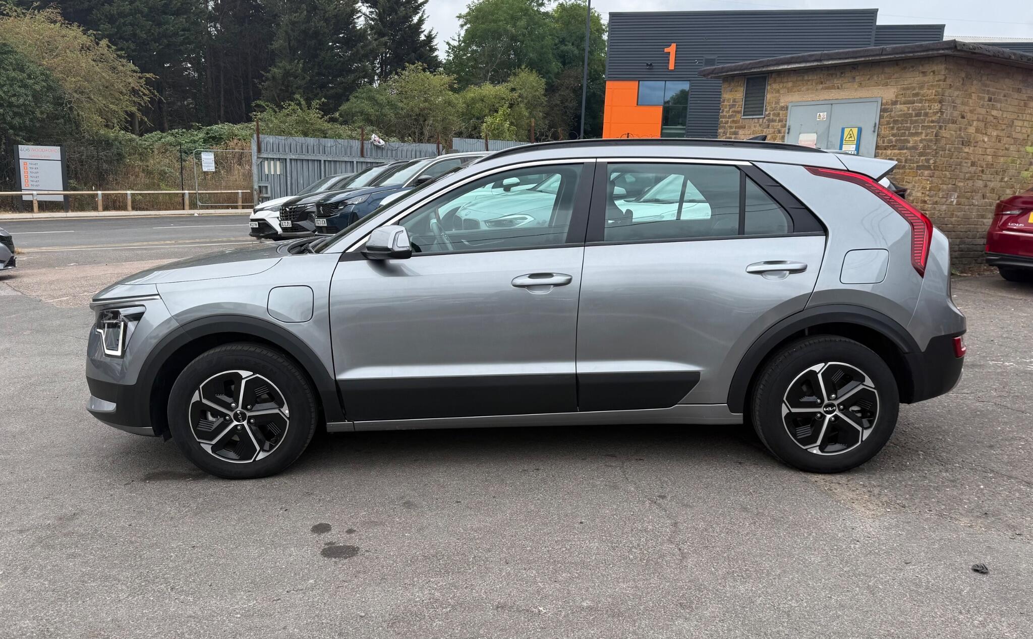 Kia Niro view 3