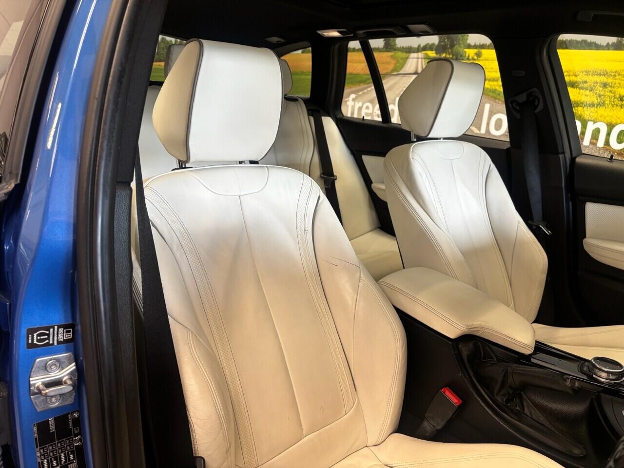 BMW 3 Series view 15
