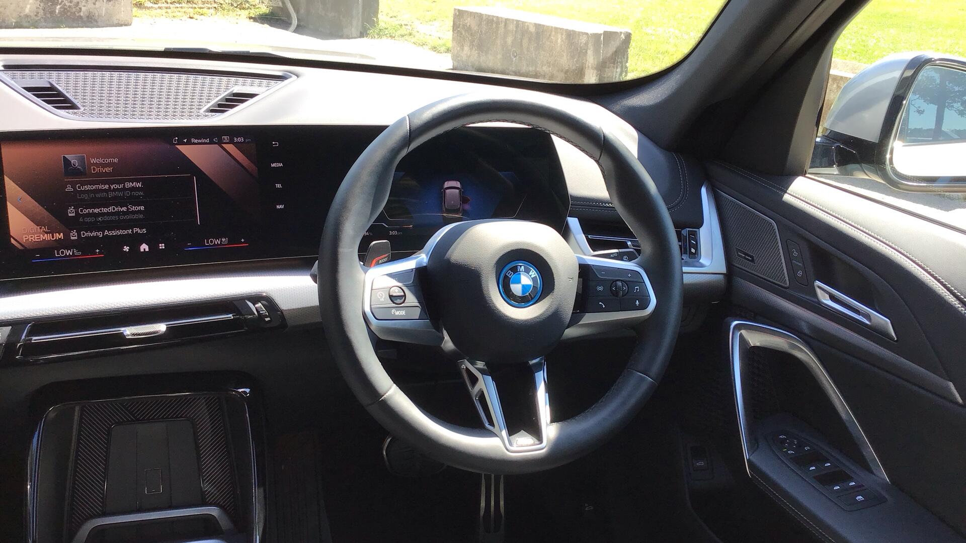 BMW iX1 view 5