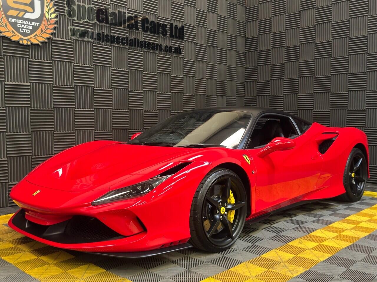 Ferrari F8 Tributo view 20