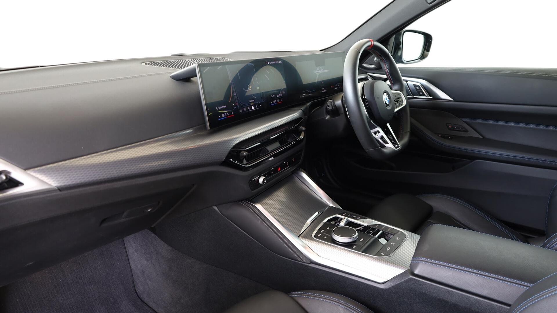 BMW 4 Series view 10