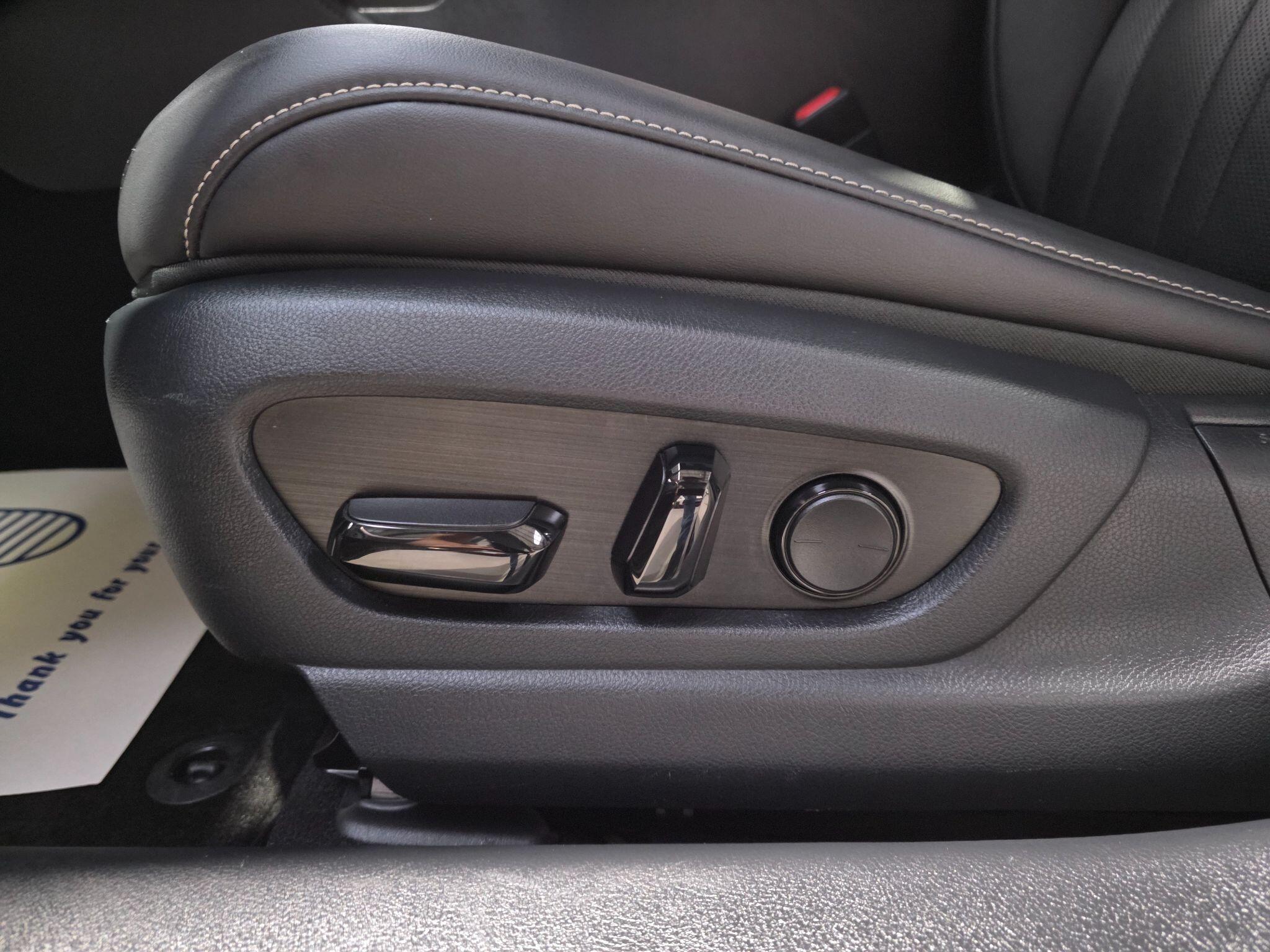 Lexus Es view 29