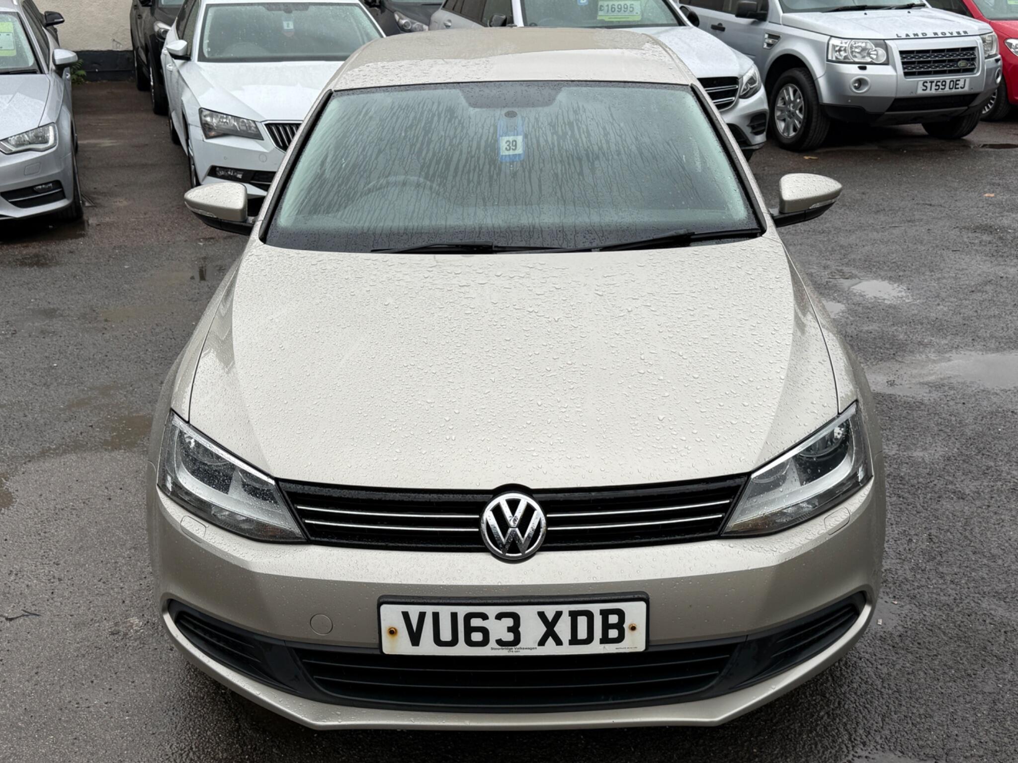 Volkswagen Jetta - Image 7