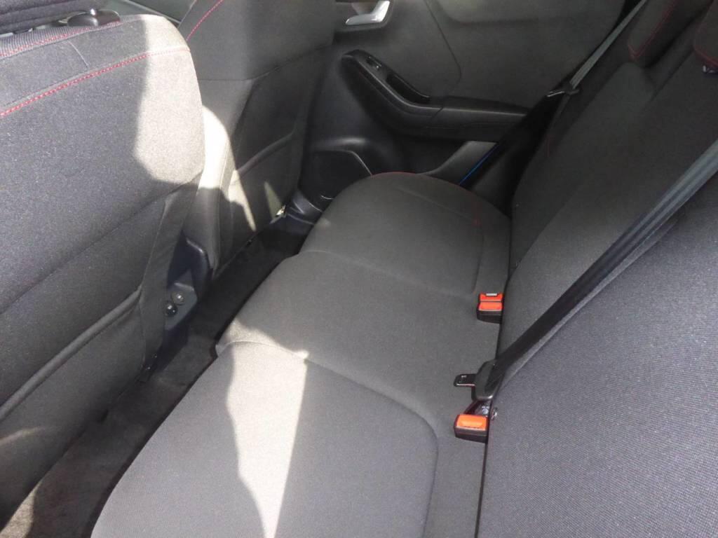 Ford Puma view 9