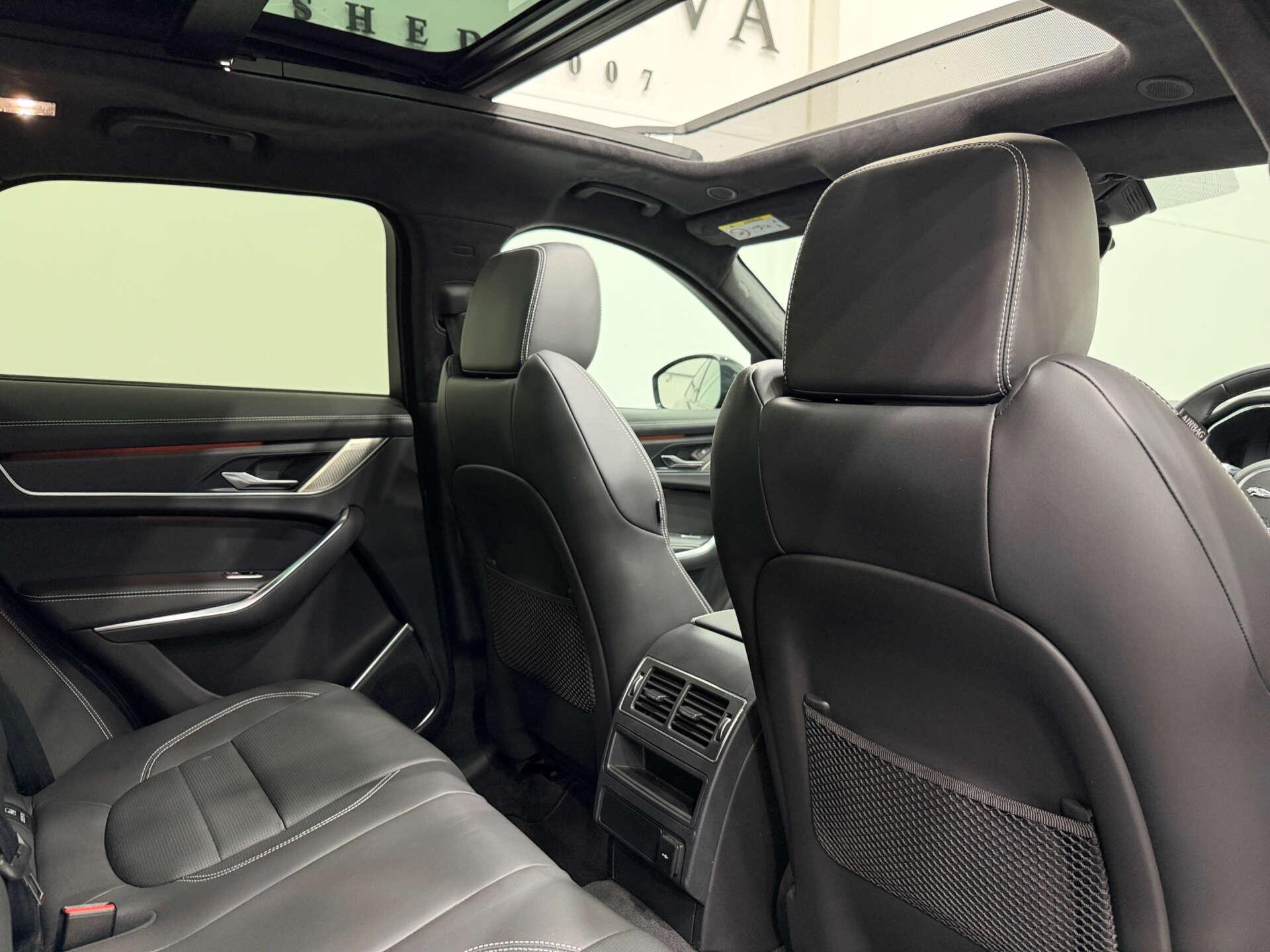 Jaguar F-Pace view 15