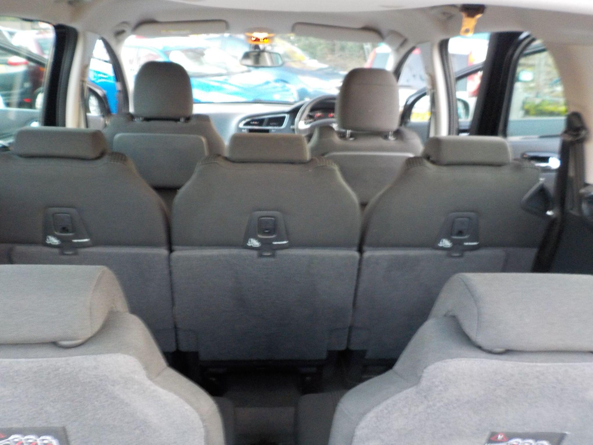 Peugeot 5008 1.6 e-HDi Active EGC Euro 5 (s/s) 5dr