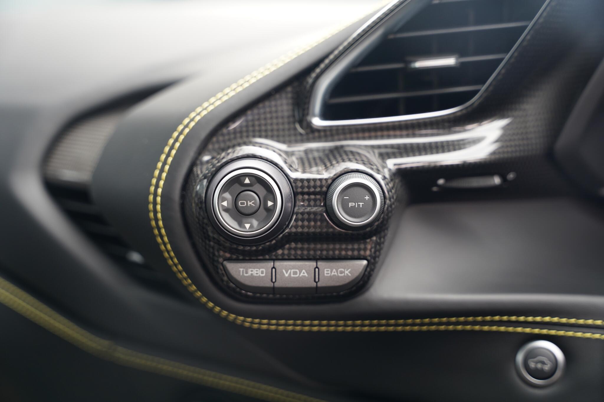 Ferrari 488 view 99