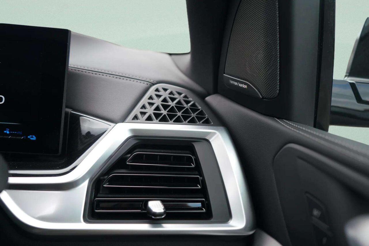 BMW X5 view 38