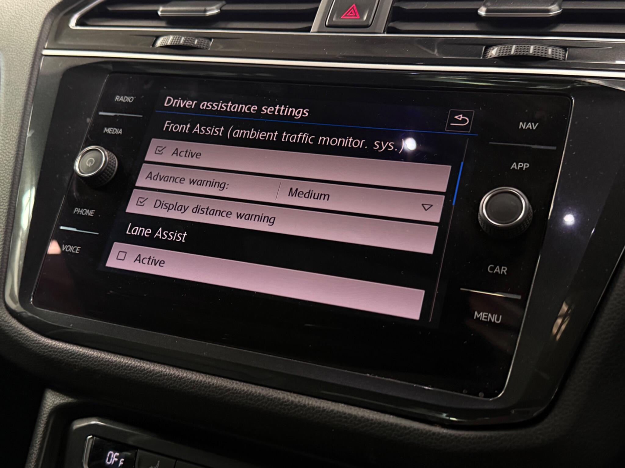 Volkswagen Tiguan view 30