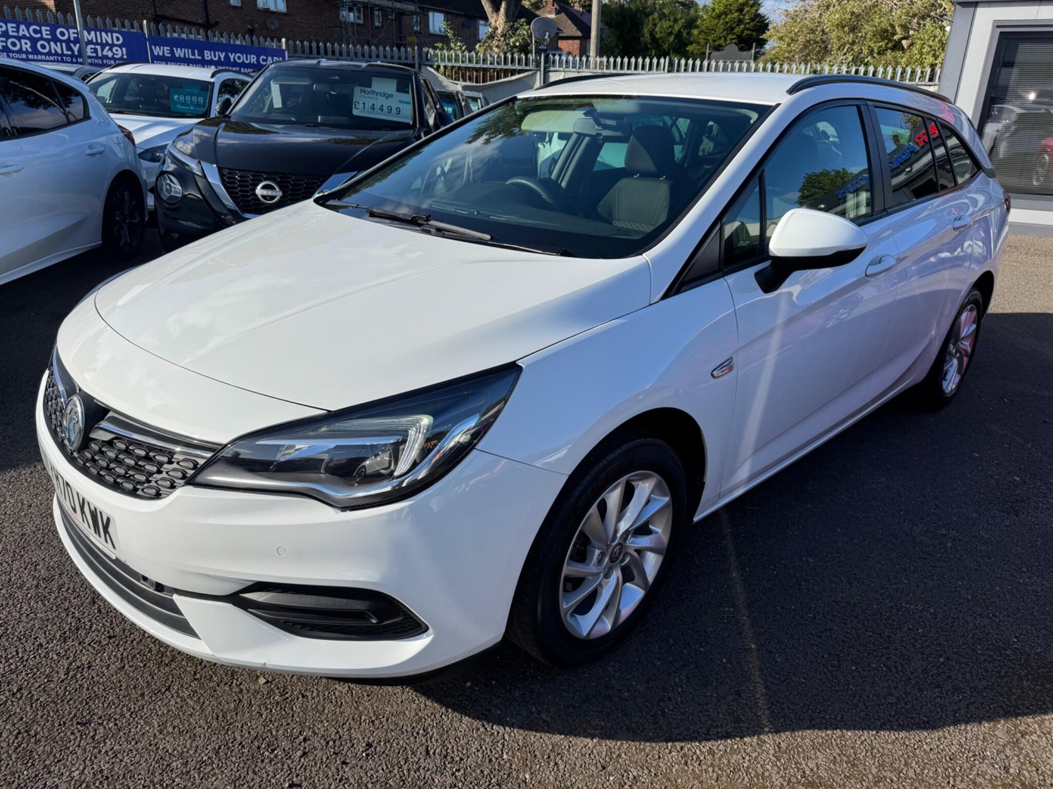 Vauxhall Astra view 5