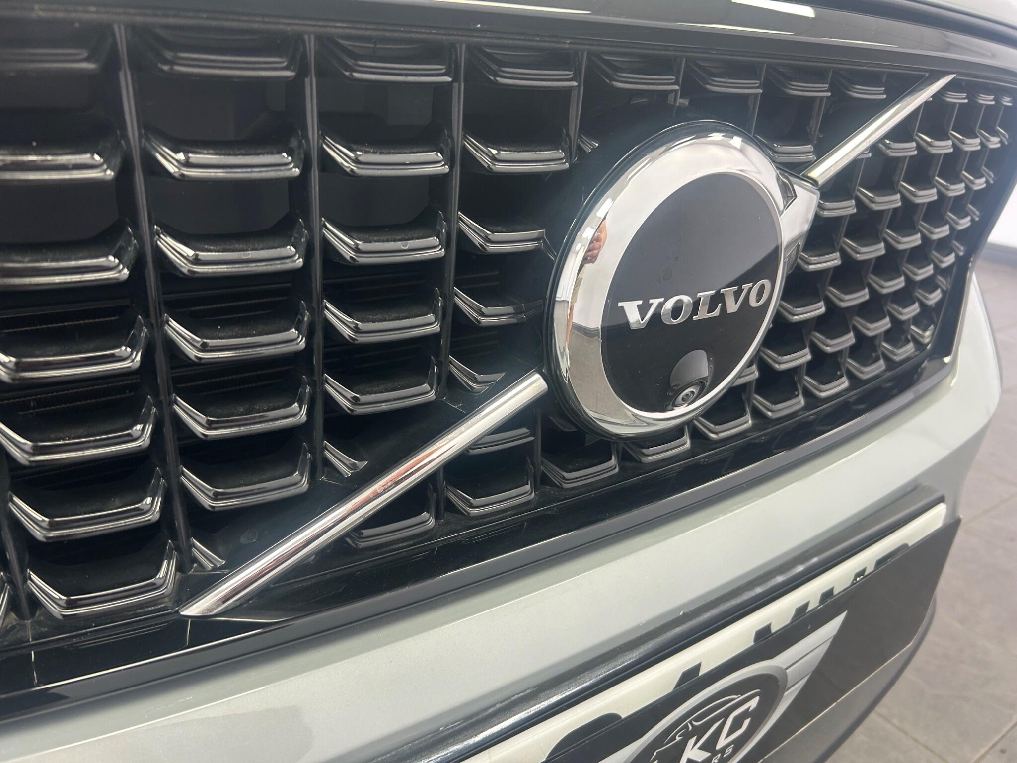 Volvo XC40 view 32