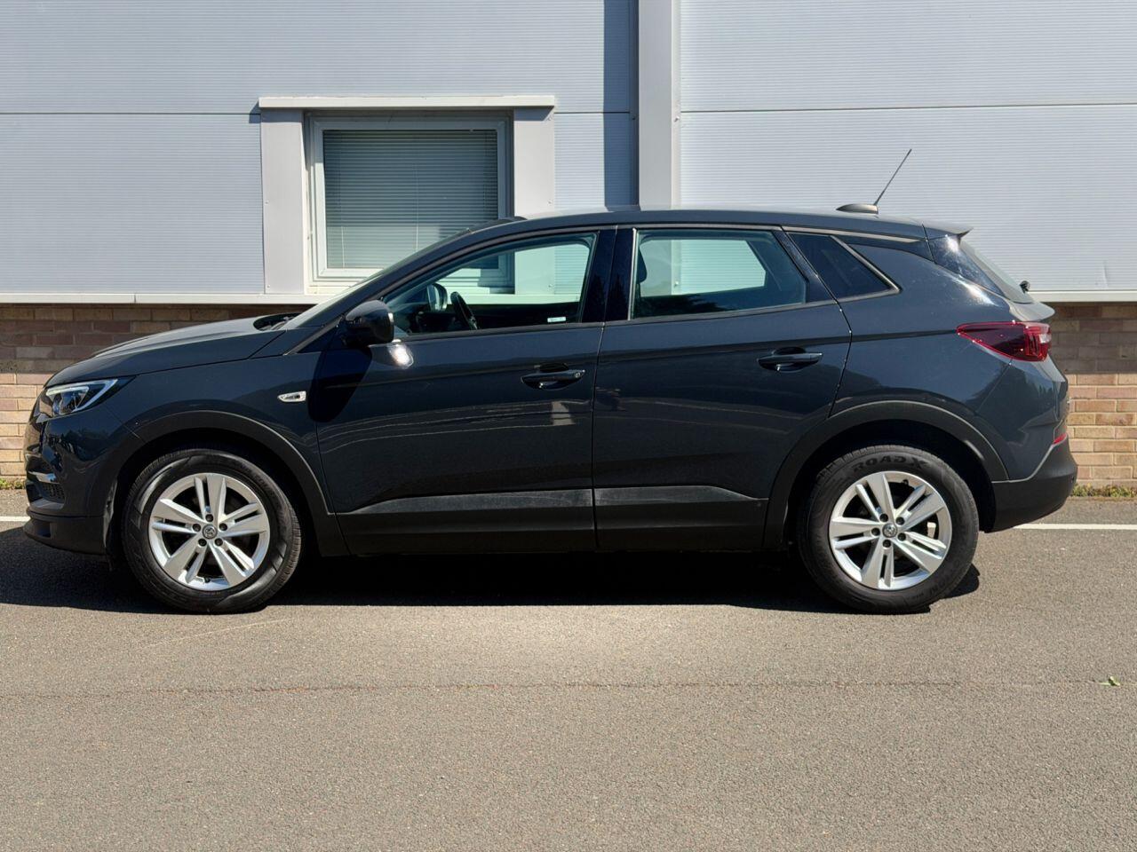 Vauxhall Grandland X view 34