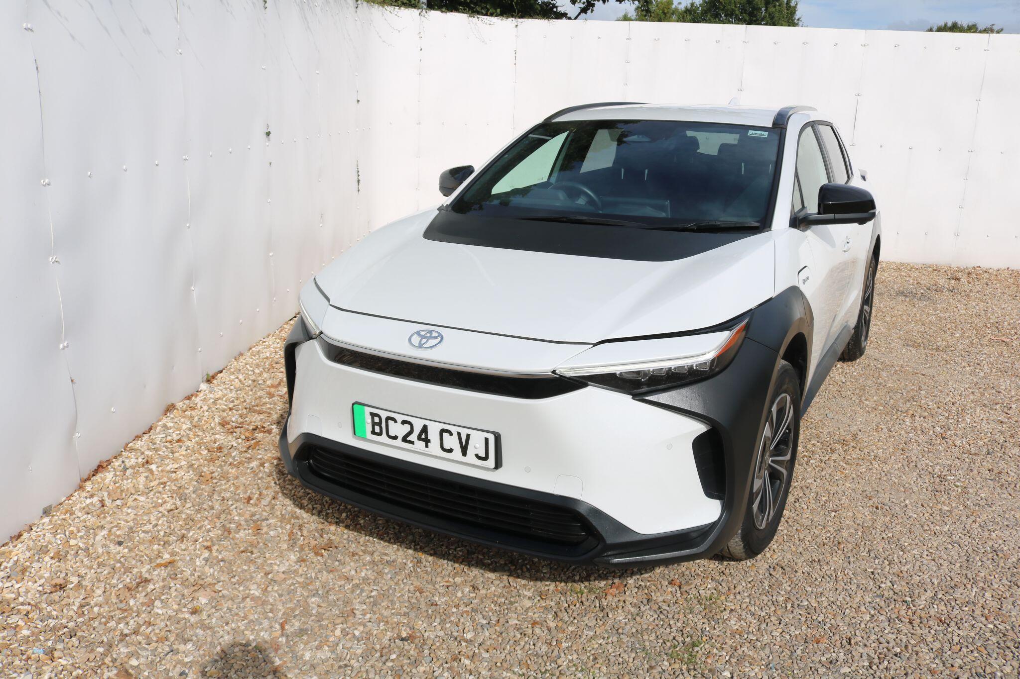 2024 Toyota bZ4X in White for sale
