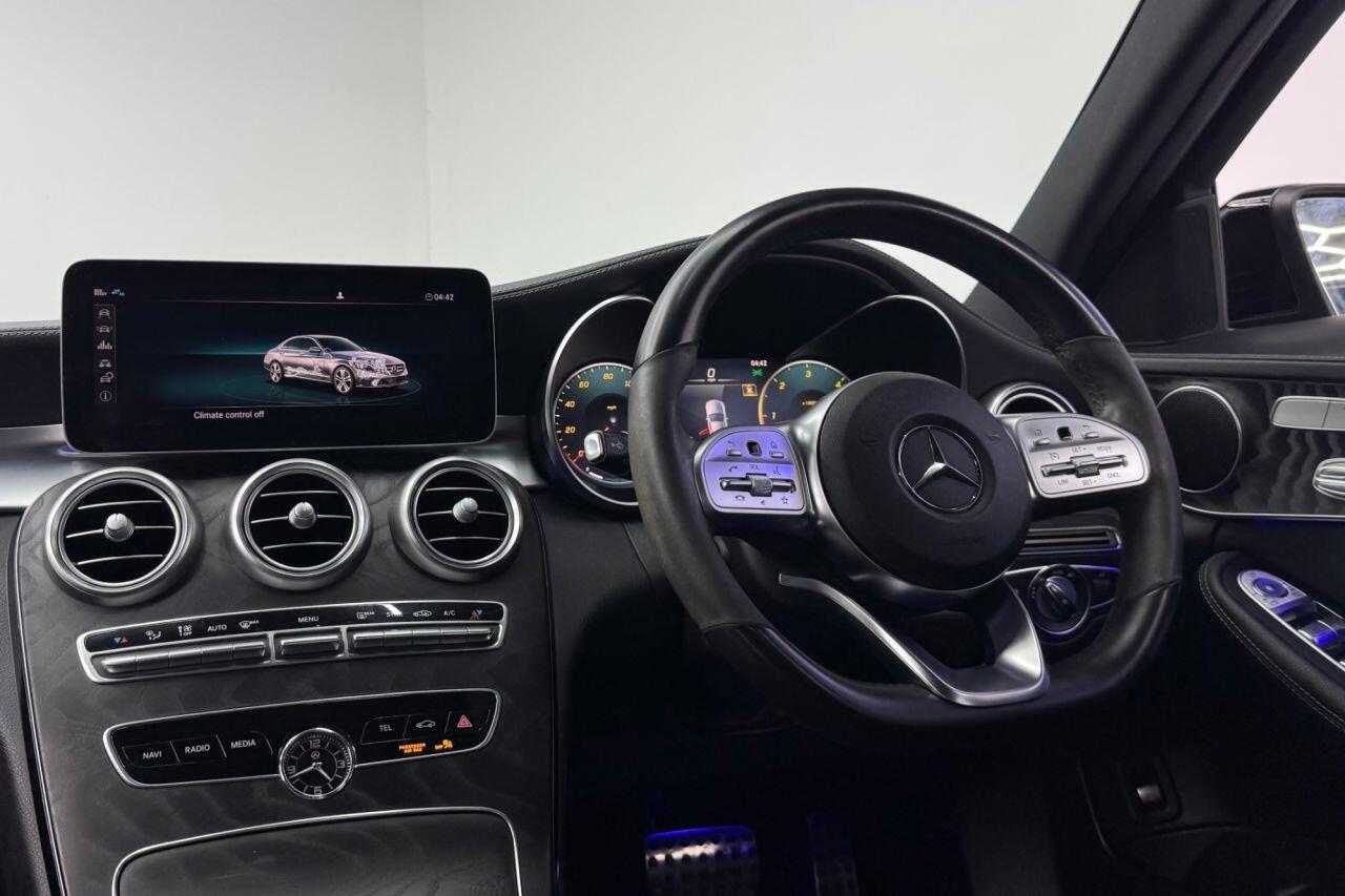 Mercedes-Benz C-Class view 52