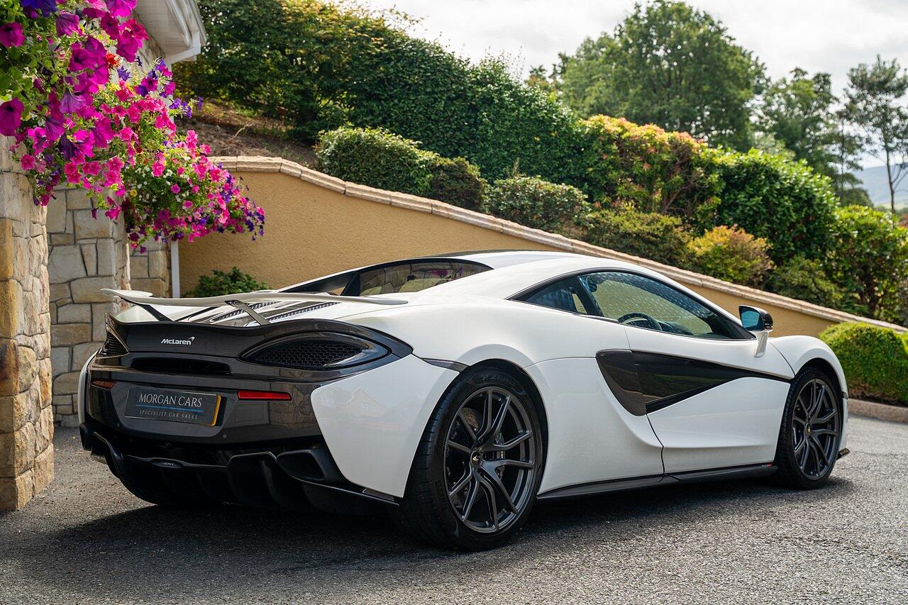McLaren 570S view 10