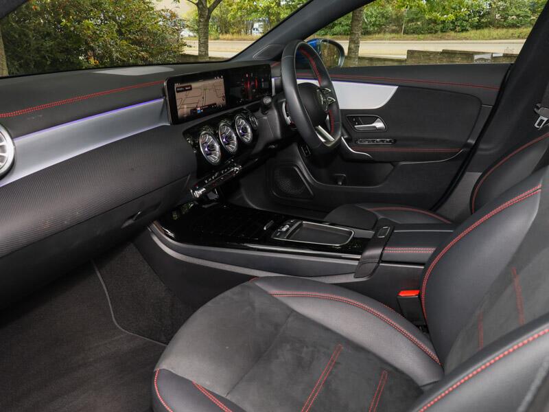Mercedes-Benz CLA view 5