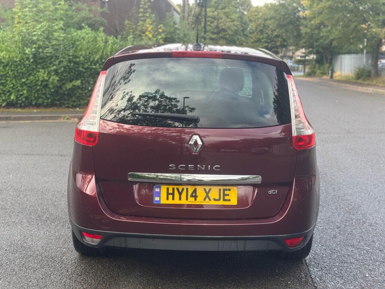 Renault Grand Scenic view 6