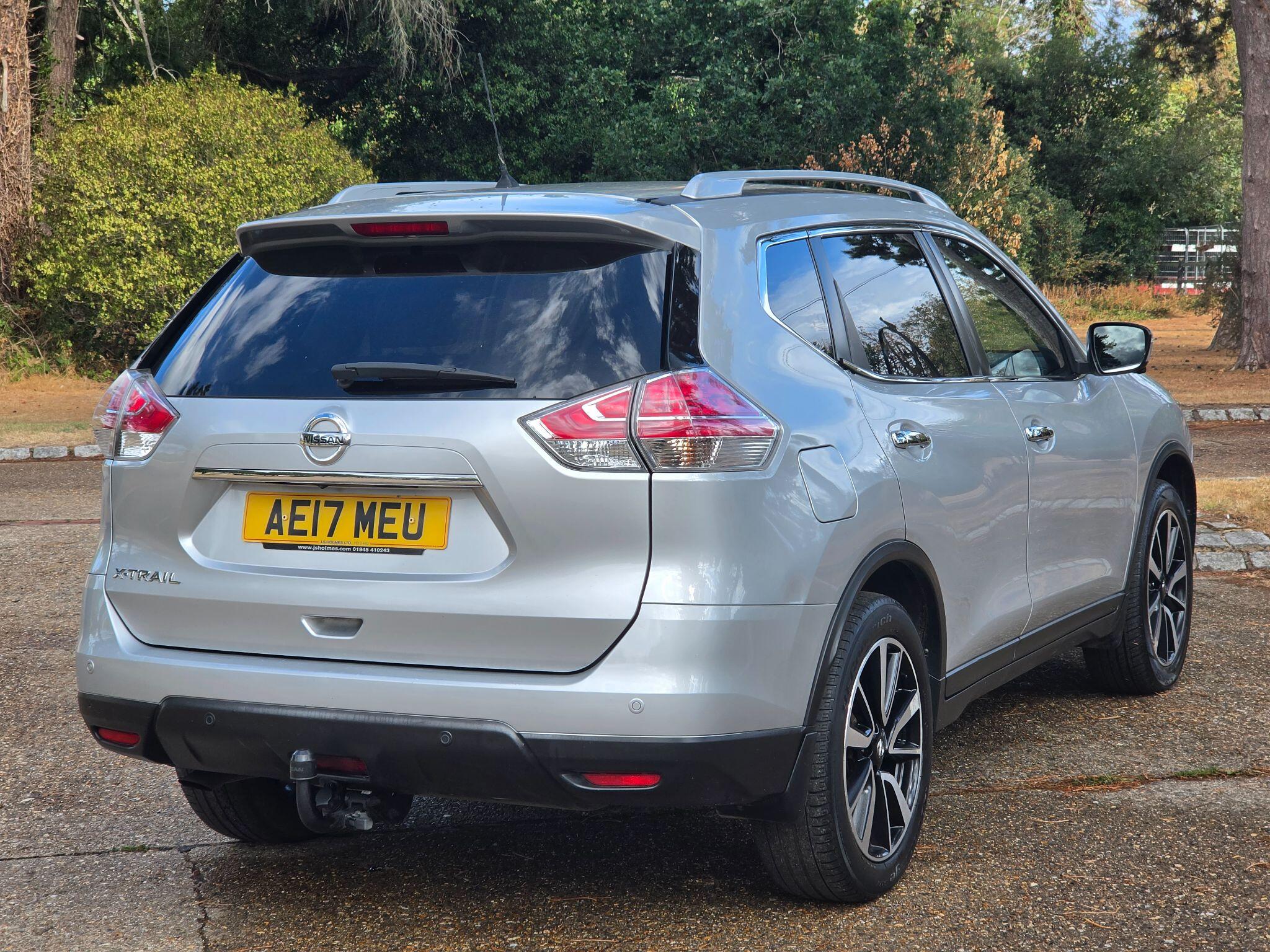Nissan X-Trail view 16