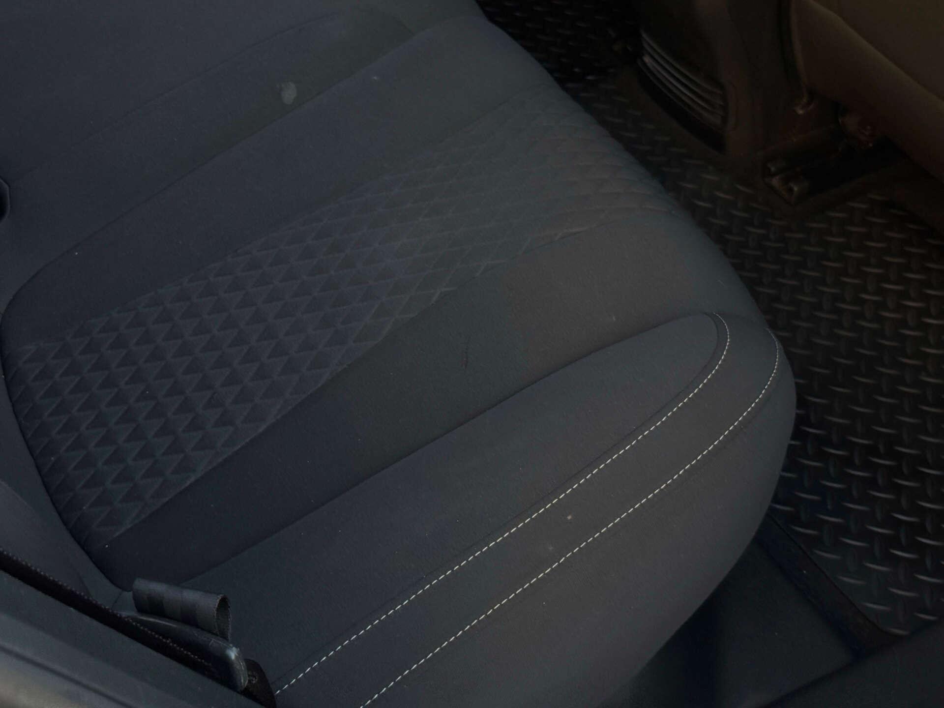 MG MG5 view 23