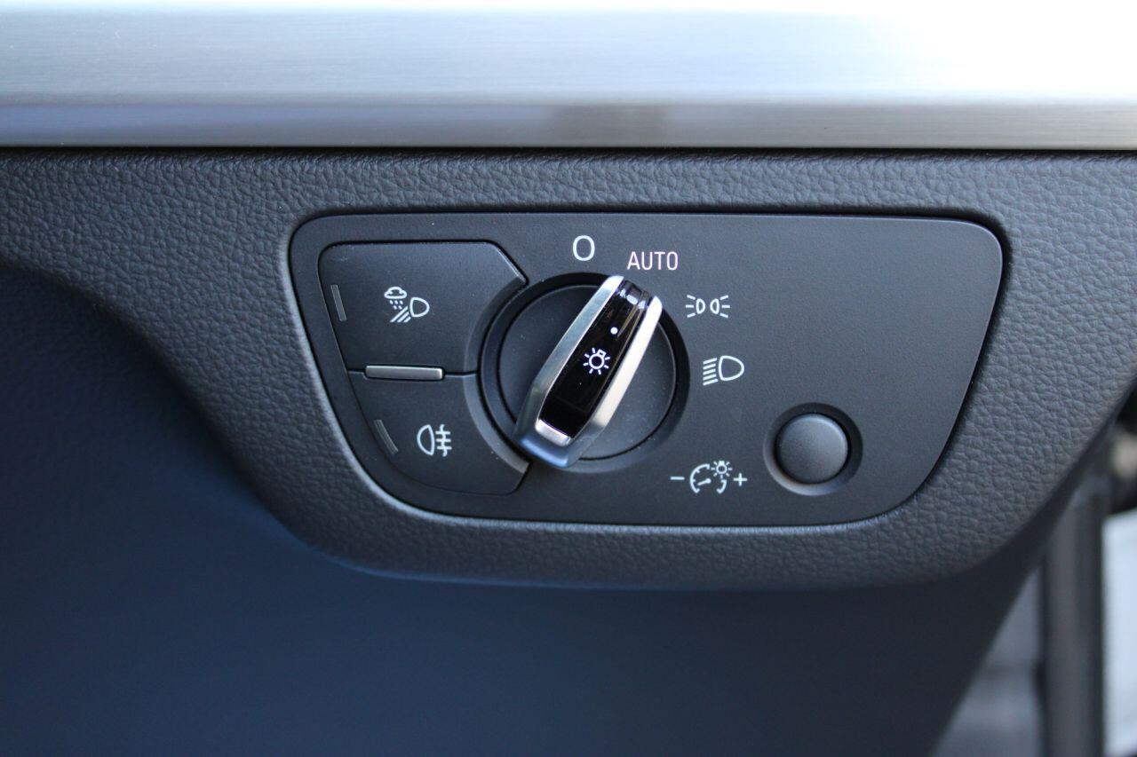 Audi SQ5 view 53