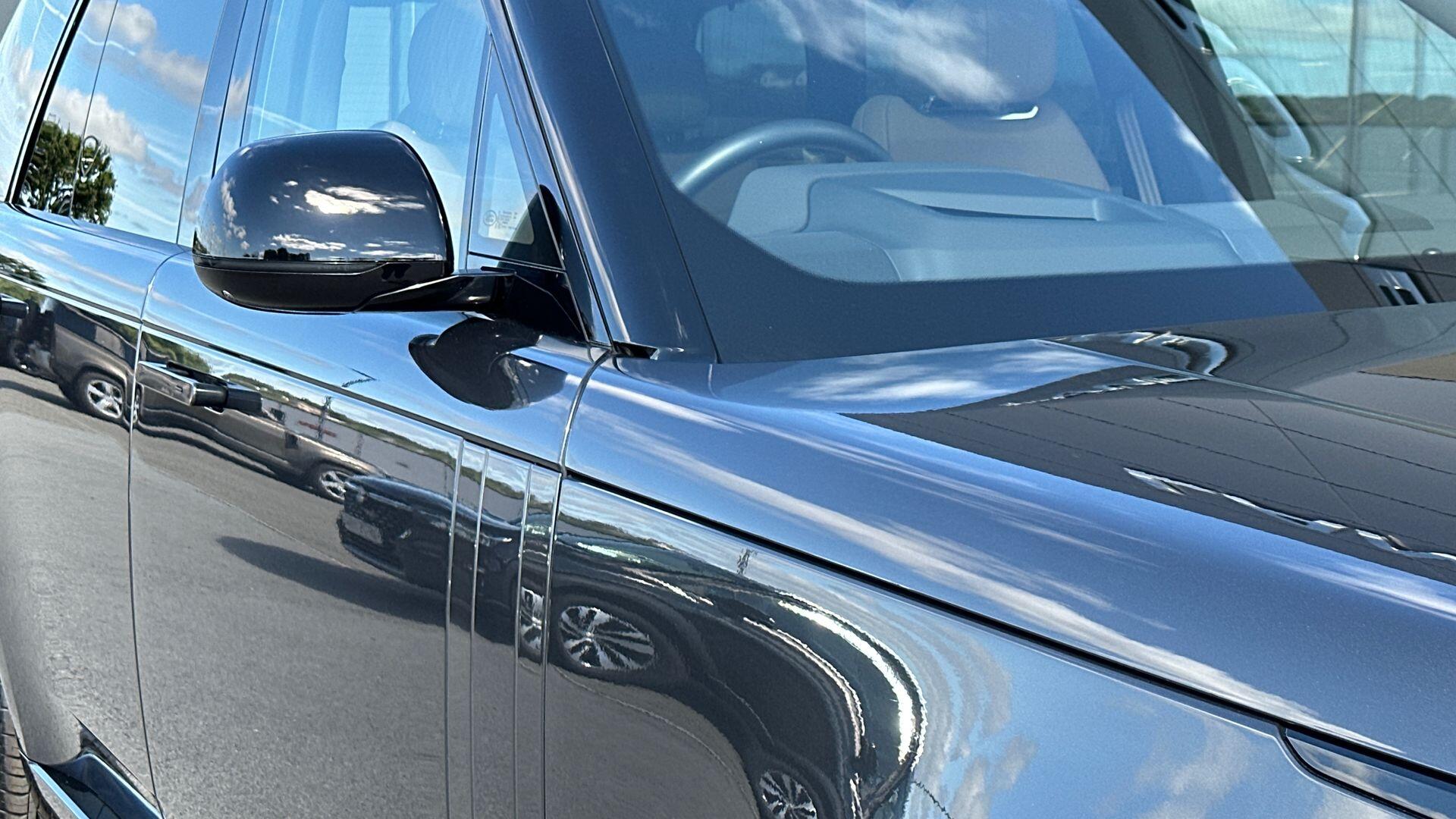 Land Rover Range Rover view 20