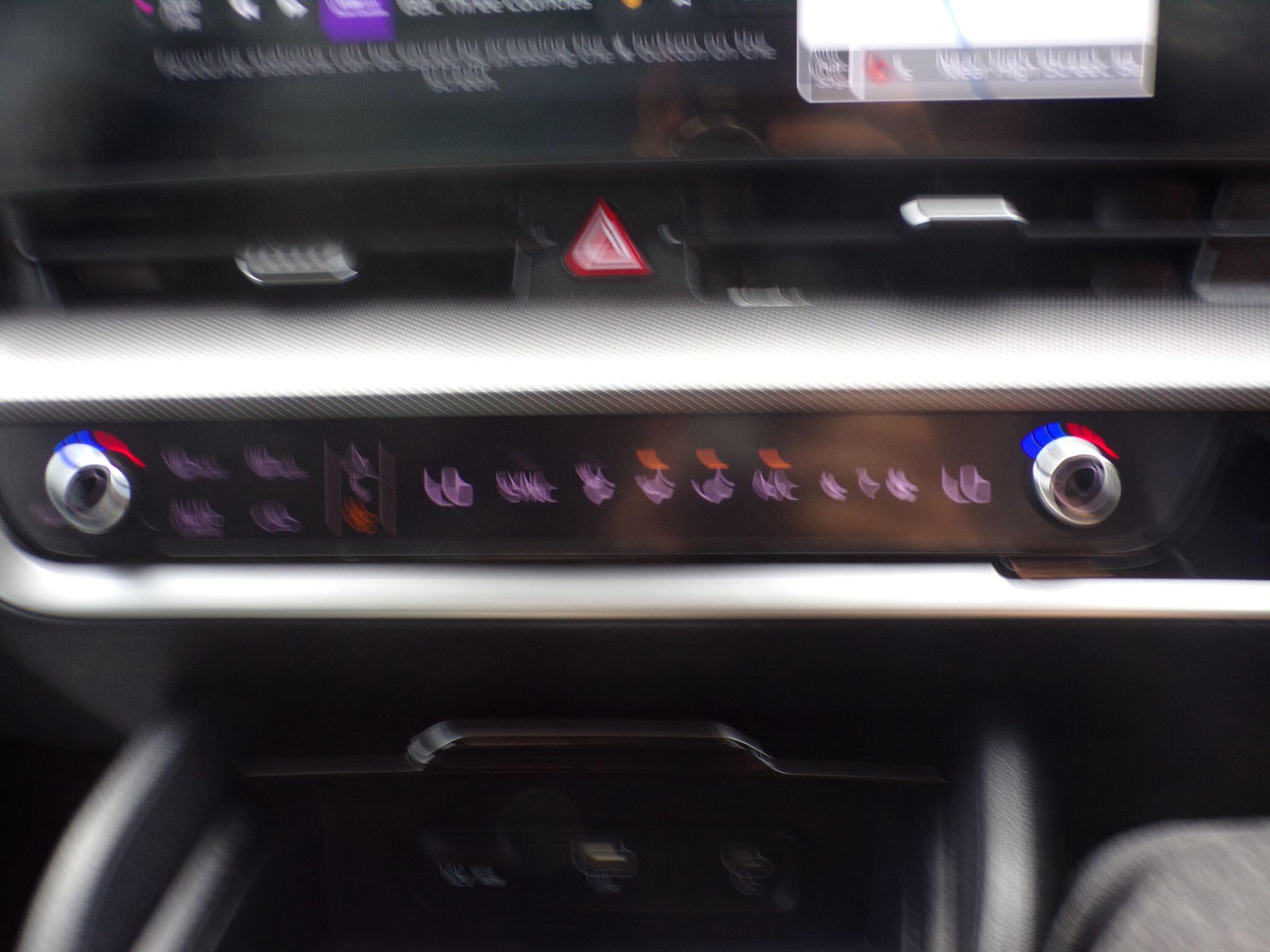 Kia Sportage view 25