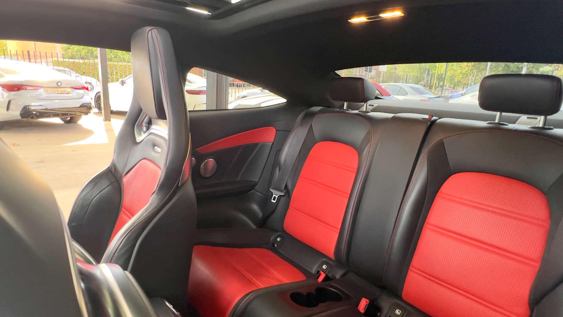 Mercedes-Benz C-Class view 40