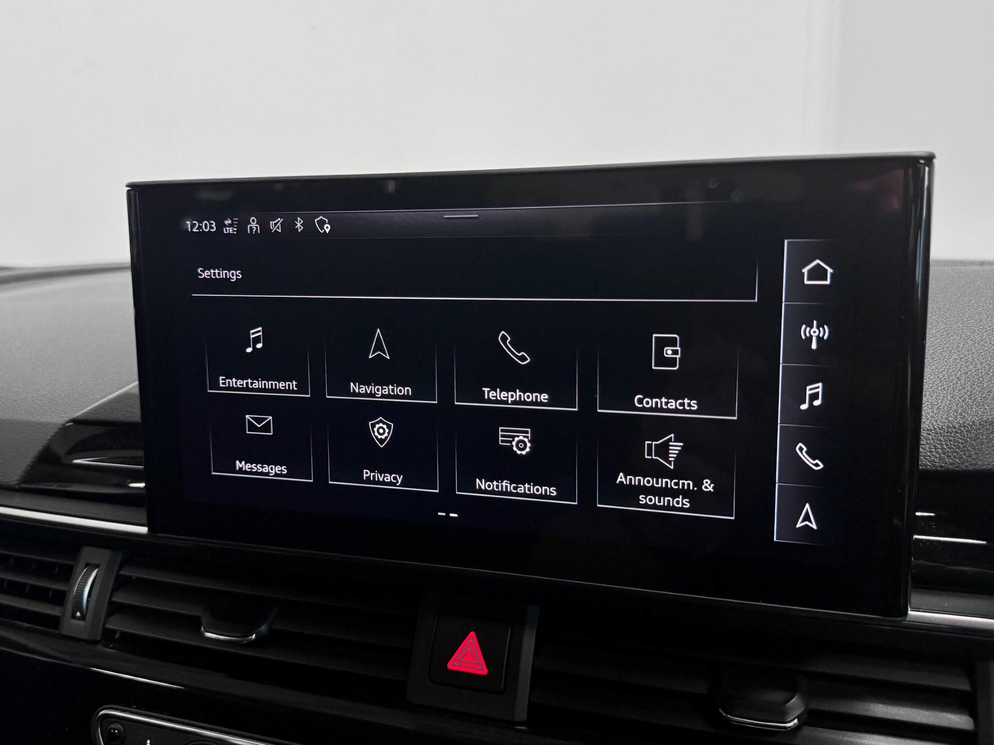 Audi A4 view 57