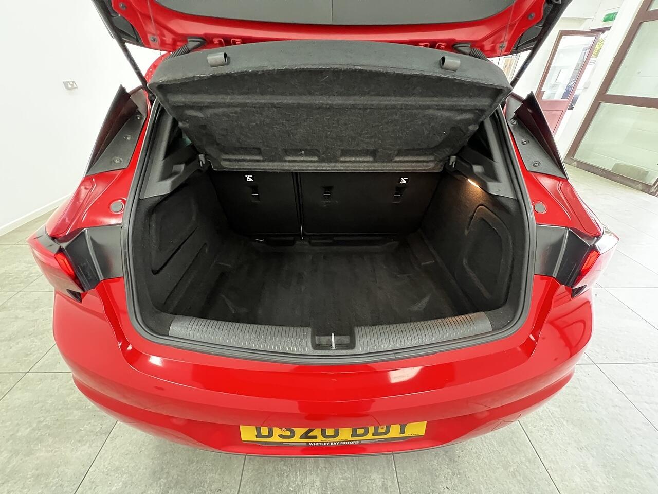 Vauxhall Astra view 16