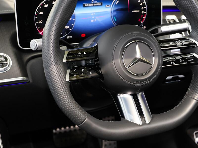 Mercedes-Benz S-Class view 10