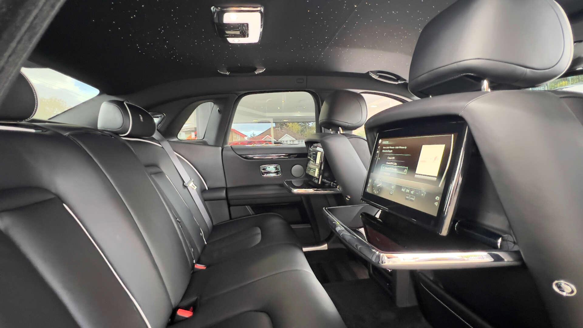 Rolls-Royce Ghost view 26