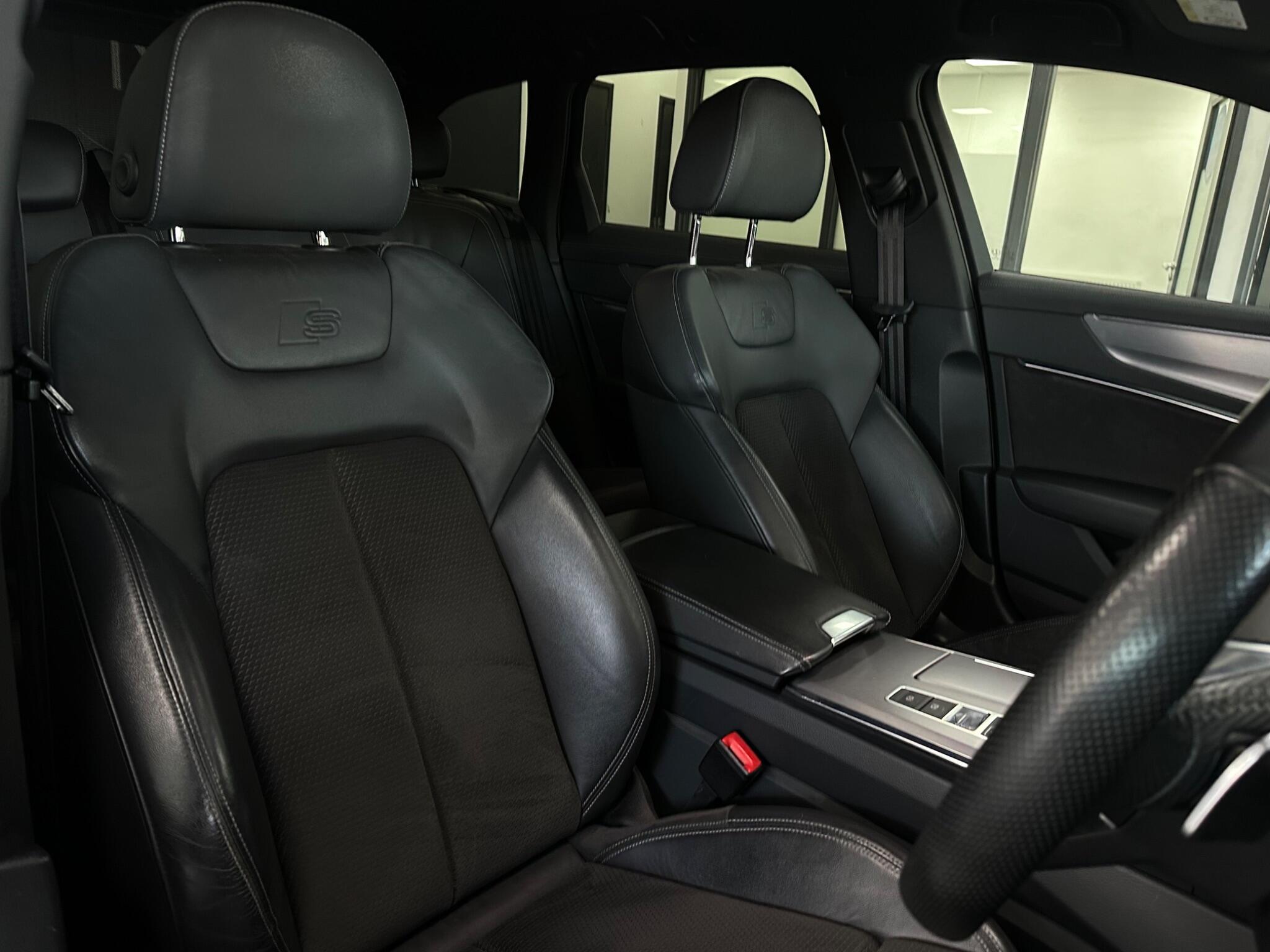 Audi A6 Avant view 24