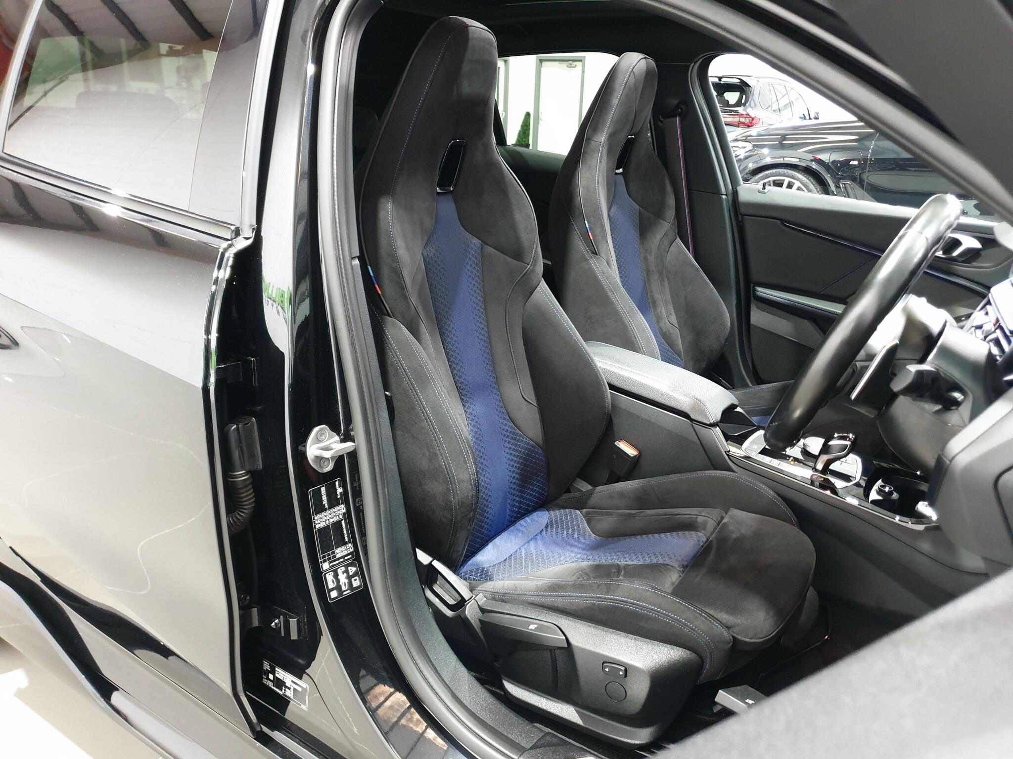 BMW 1 Series view 45