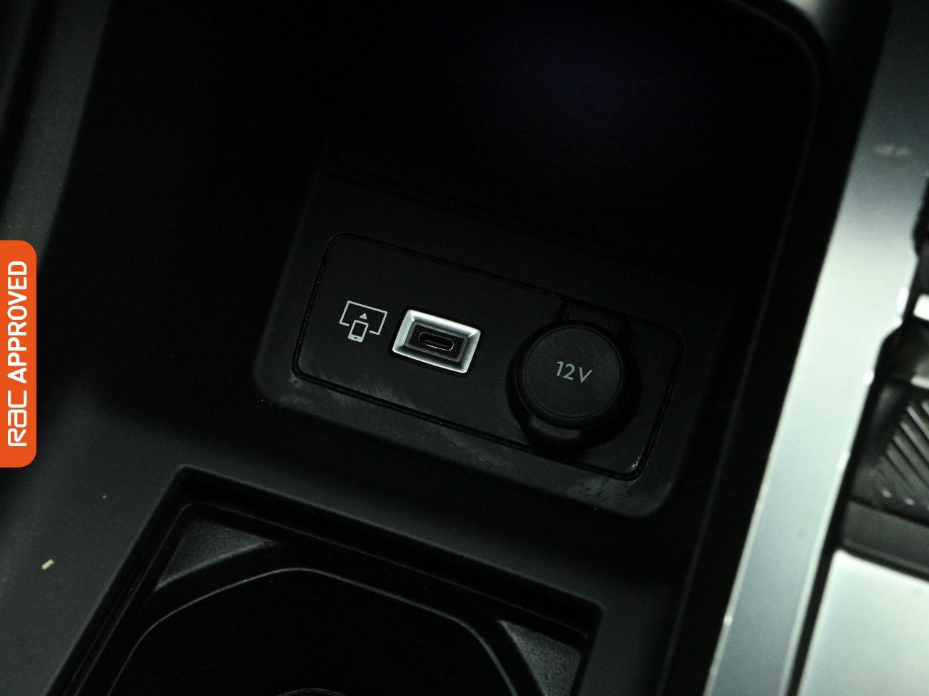 Peugeot 308 view 16
