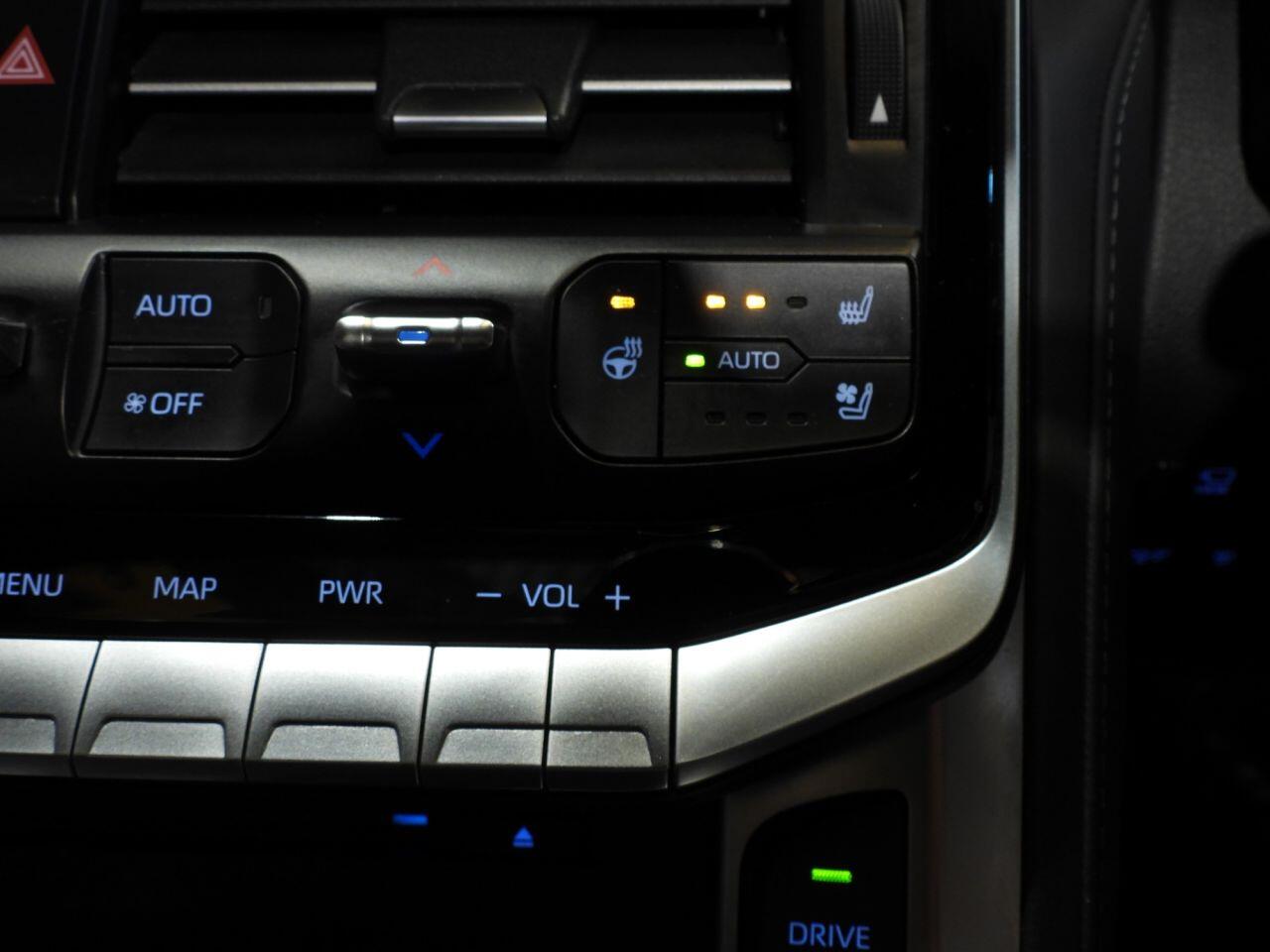 Toyota Land Cruiser view 38