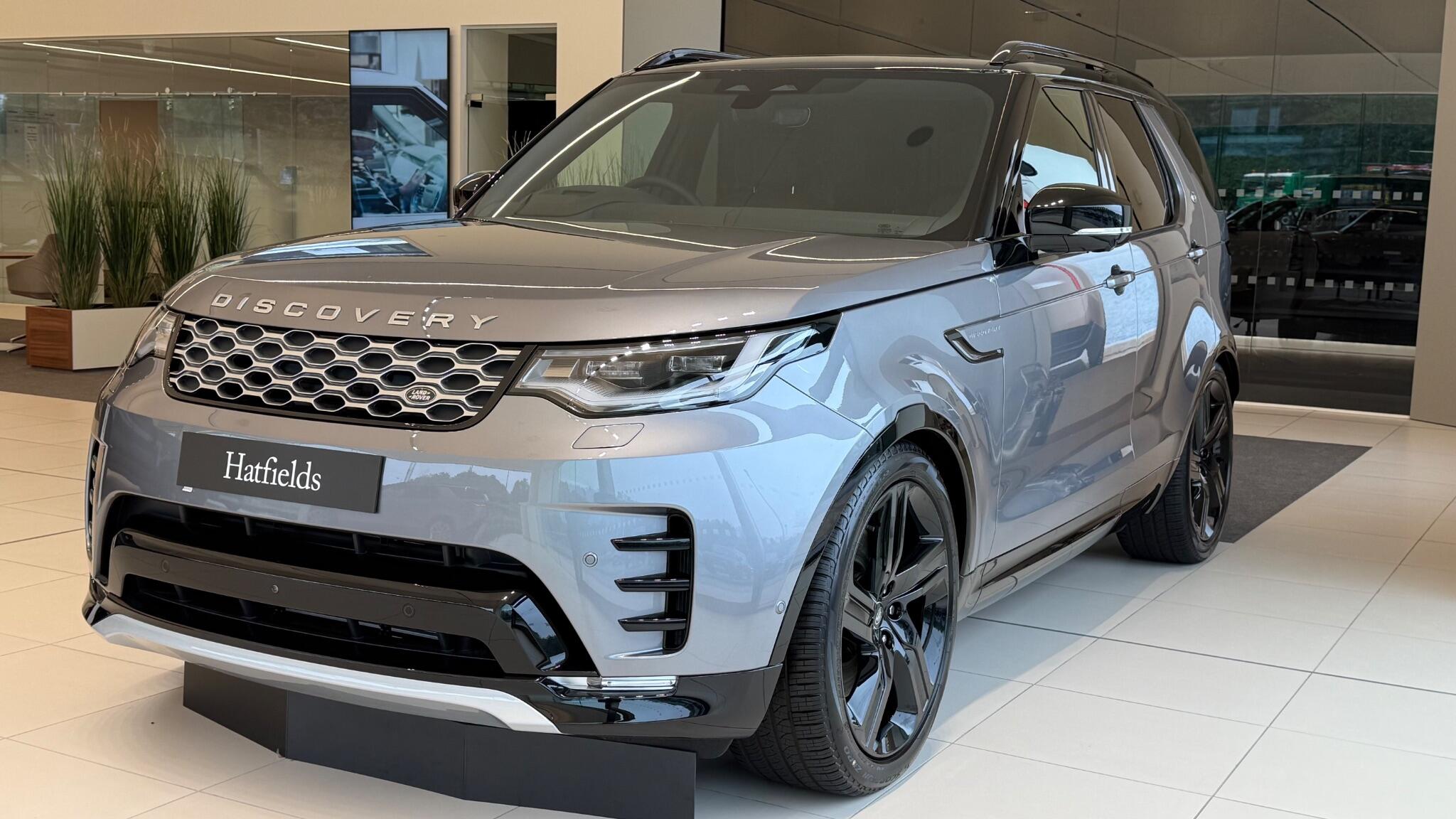 Land Rover Discovery view 5