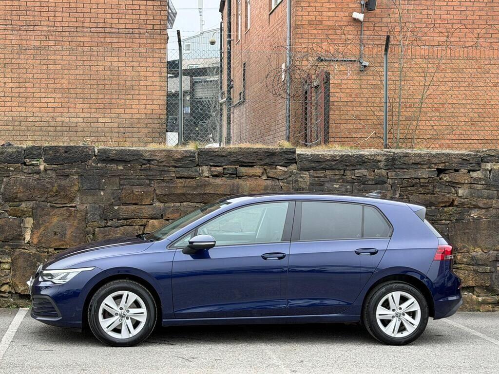 Volkswagen Golf view 4