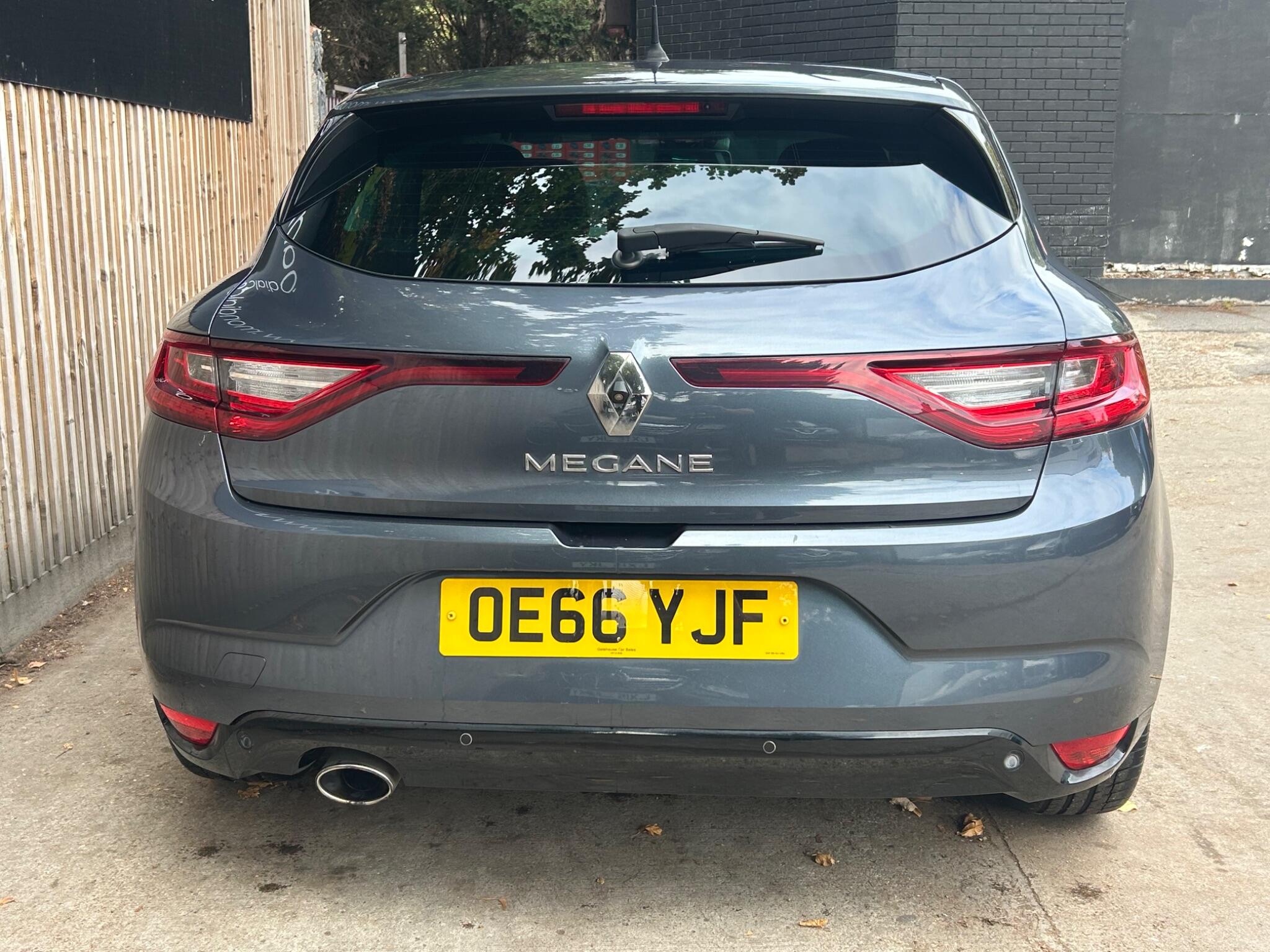 Renault Megane view 16