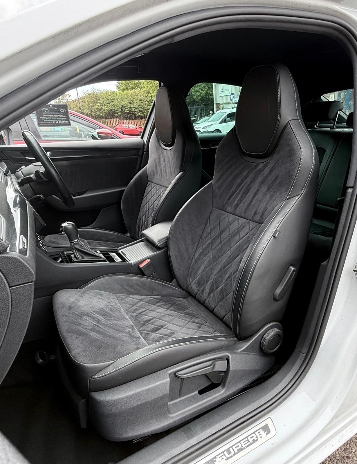 Skoda Superb view 16