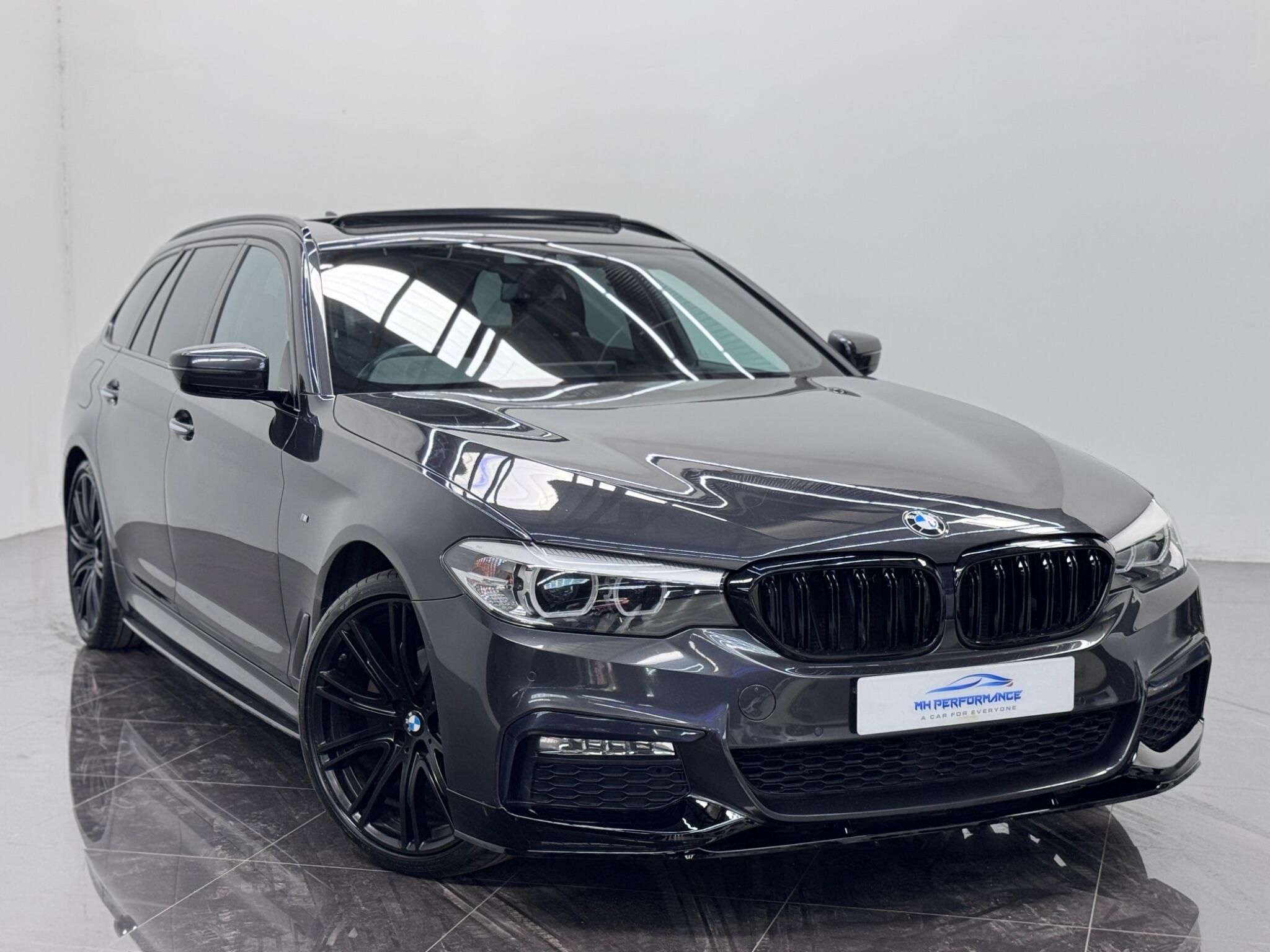 BMW 5 Series view 3